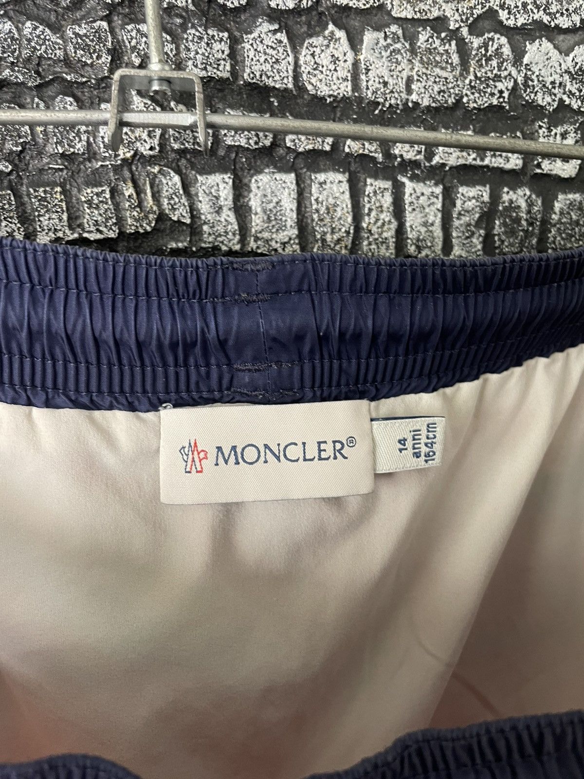 Moncler Moncler nylon short Size US 31 - 20 Thumbnail