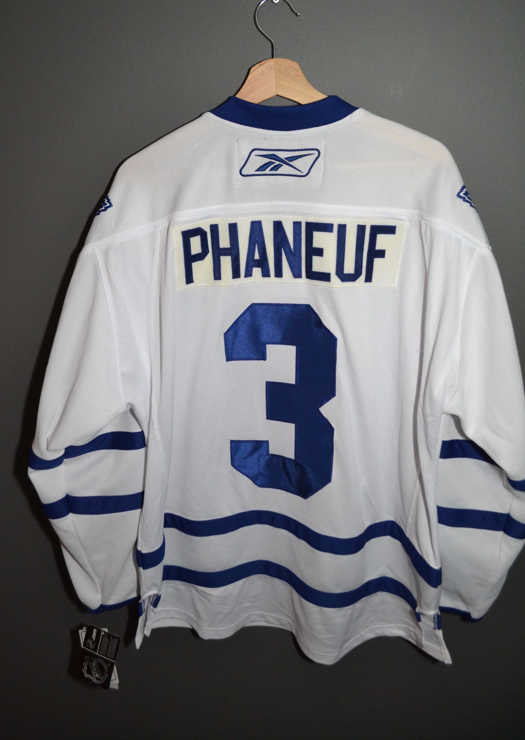 Reebok Dion Phaneuf Toronto Maple Leafs NHL Jersey White L Size US L / EU 52-54 / 3 - 2 Thumbnail