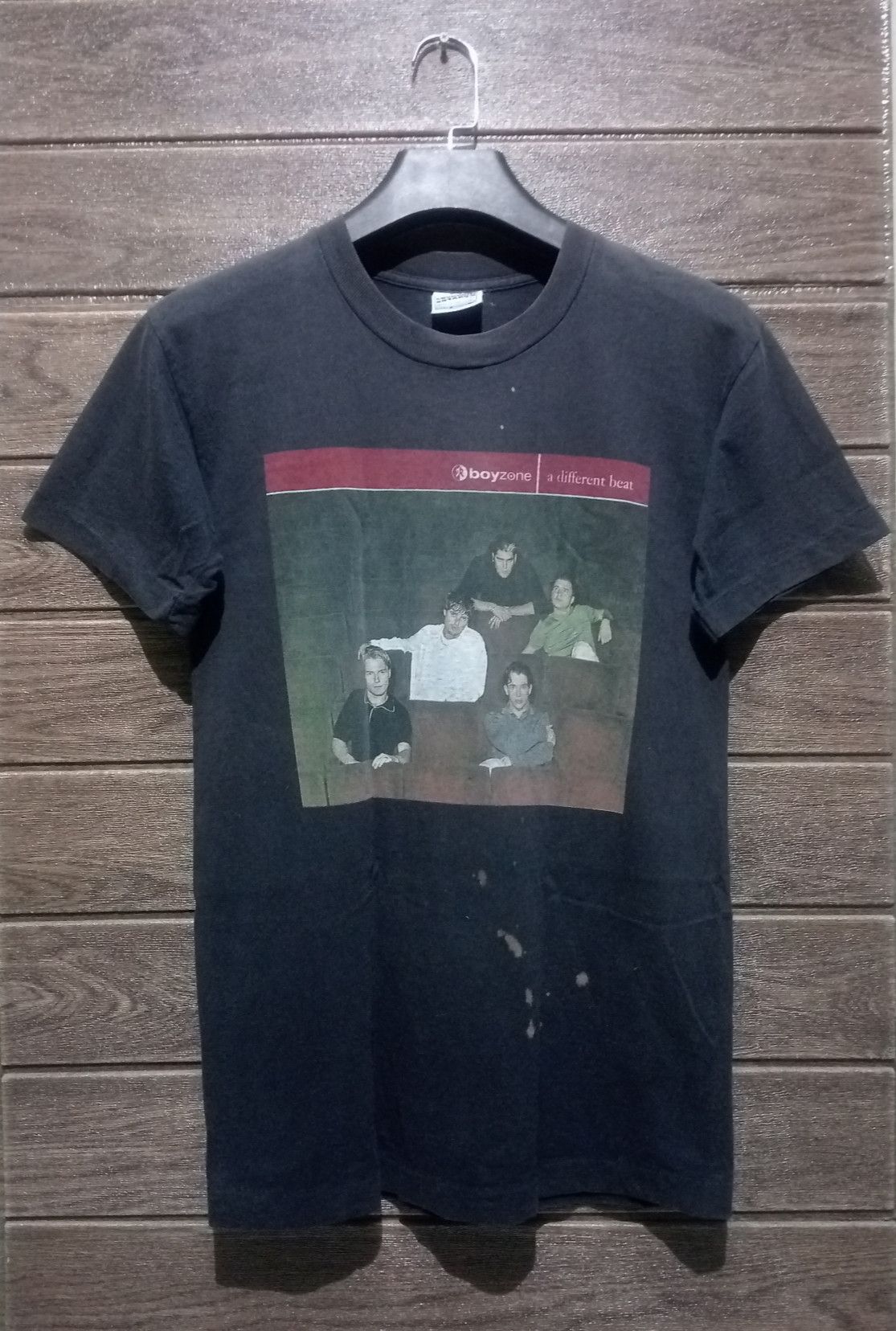 Band Tees Vintage '90s Boyzone a different beat Screen Stars Tee Rare Size US S / EU 44-46 / 1 - 1 Thumbnail