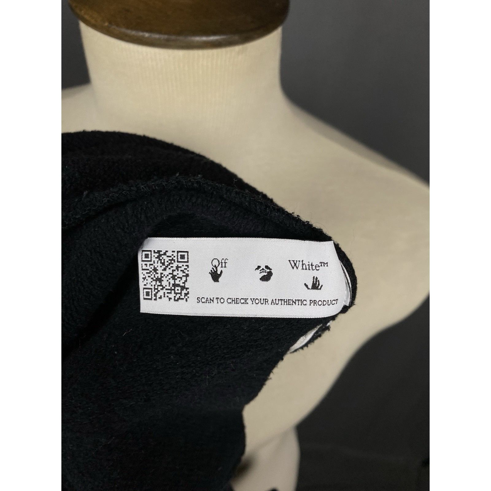 Off-White Off-White Auth Mona Lisa Big Logo Men's Black Hoodie Sweater Size US L / EU 52-54 / 3 - 11 Thumbnail