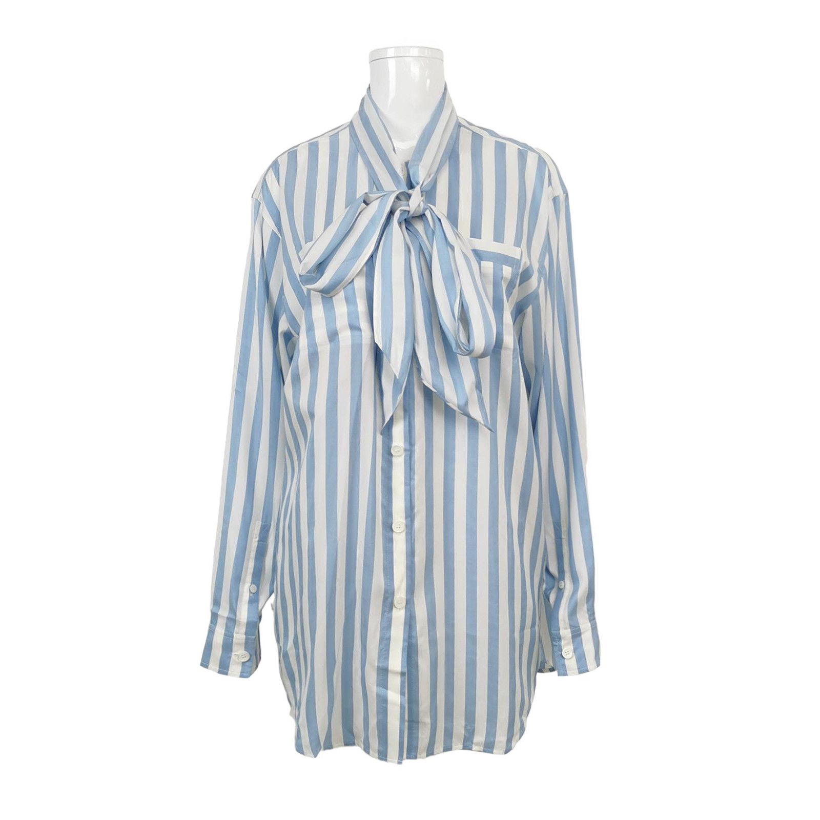 Burberry Burberry Women s Button Ups Size S / US 4 / IT 40 - 1 Thumbnail