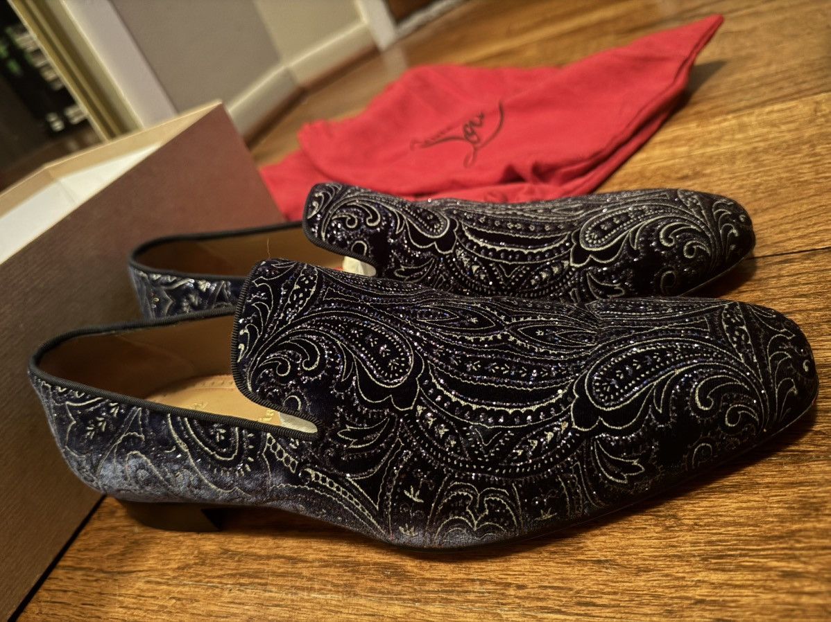 Christian Louboutin Christian Louboutin Navy Dandelion Flat Velvet Jewel Loafer Size US 10 / EU 43 - 3 Thumbnail
