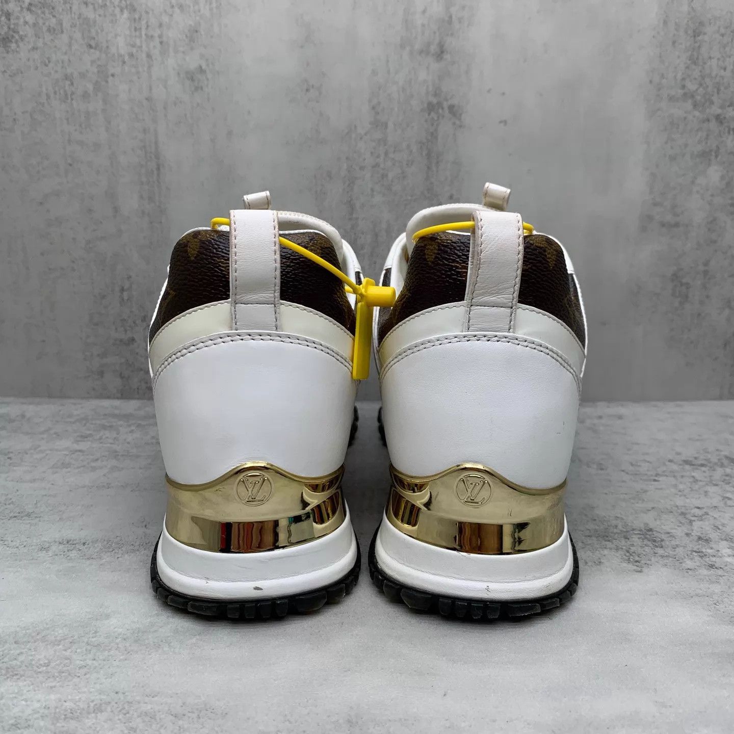 Louis Vuitton LV Run Away White Monogram Sneakers 36 98 New 13883 Size US 5.5 / IT 35.5 - 5 Thumbnail