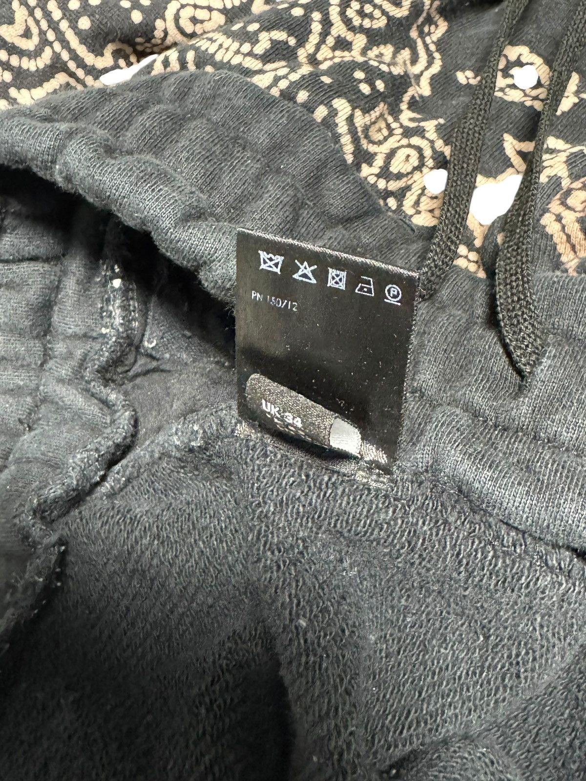 Amiri Amiri Bandana Black Beach Shorts Size US 34 / EU 50 - 5 Thumbnail