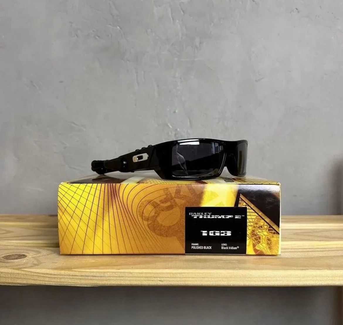 Oakley Oakley Thump 2 Polished Black Iridium Vintage 00s Size ONE SIZE - 1 Thumbnail