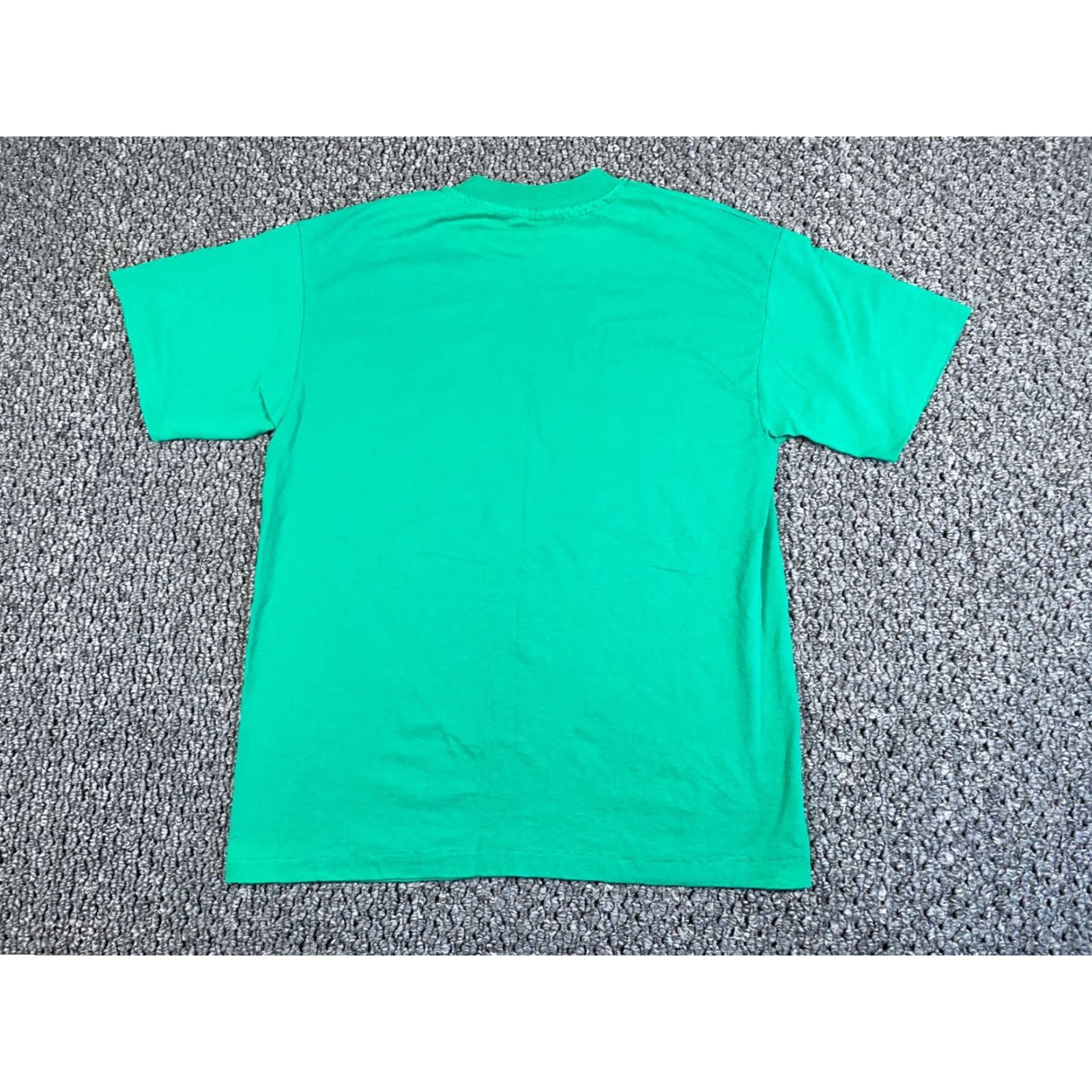 Hanes VINTAGE Hanes T-Shirt Green 90s Heritage Hoop Basketball Camp Graphic Print Adult Large Mens Shirt Size US L / EU 52-54 / 3 - 2 Thumbnail