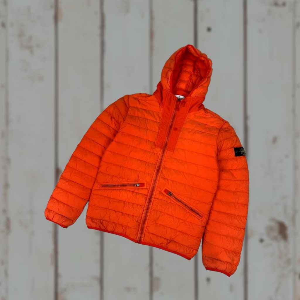 Stone Island Stone Island Down Jacket Hooded Puffer Men Size S Orange Jacket Mens Winter Fashion Logo Nylon Zip Casual Size US S / EU 44-46 / 1 - 1 Thumbnail