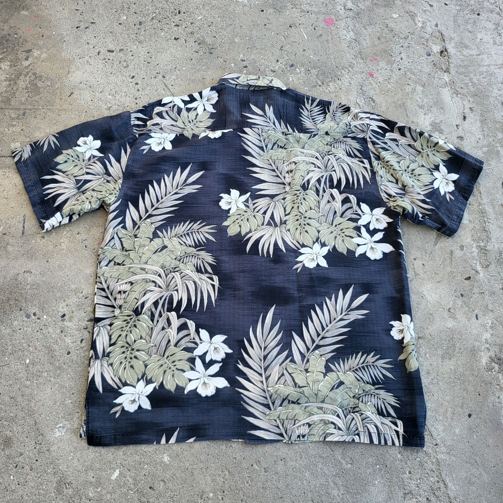 Other Vintage Kahala Silk Hawaiian Shirt Size XL Black Floral Size US XL / EU 56 / 4 - 4 Thumbnail