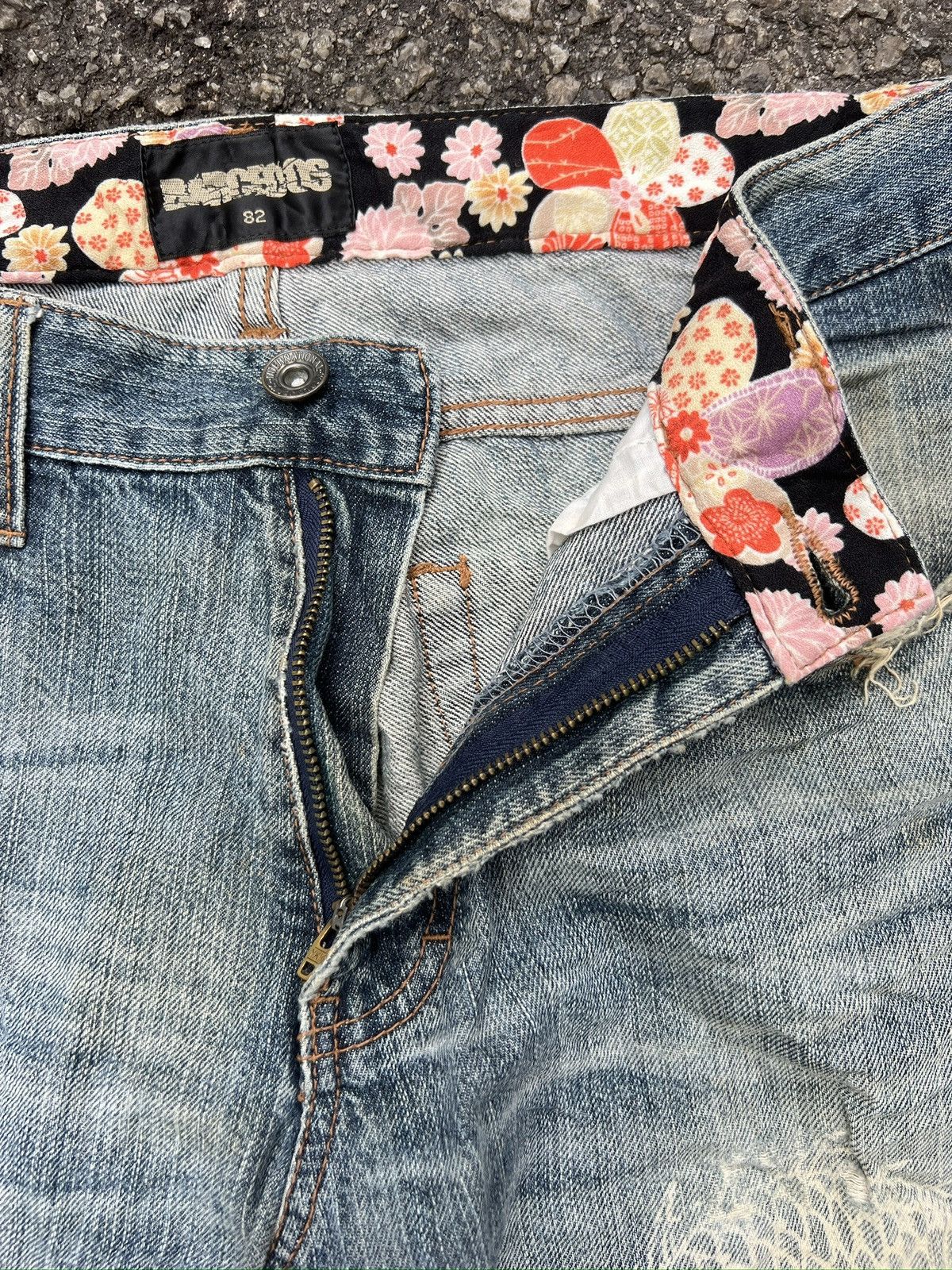 Japanese Brand 3. Japanese Tradisional Motive Jeans Size 32" / US 10 / IT 46 - 4 Thumbnail