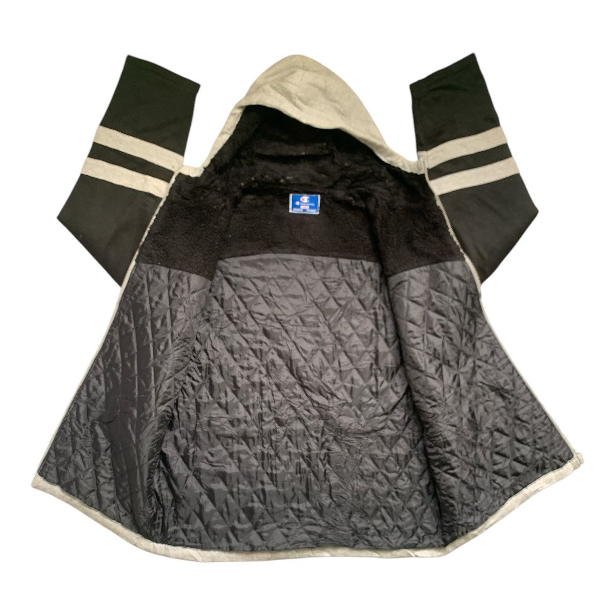 Champion × Vintage Rare Design Vintage Champion Products Big Logo Sweater Size US L / EU 52-54 / 3 - 3 Thumbnail