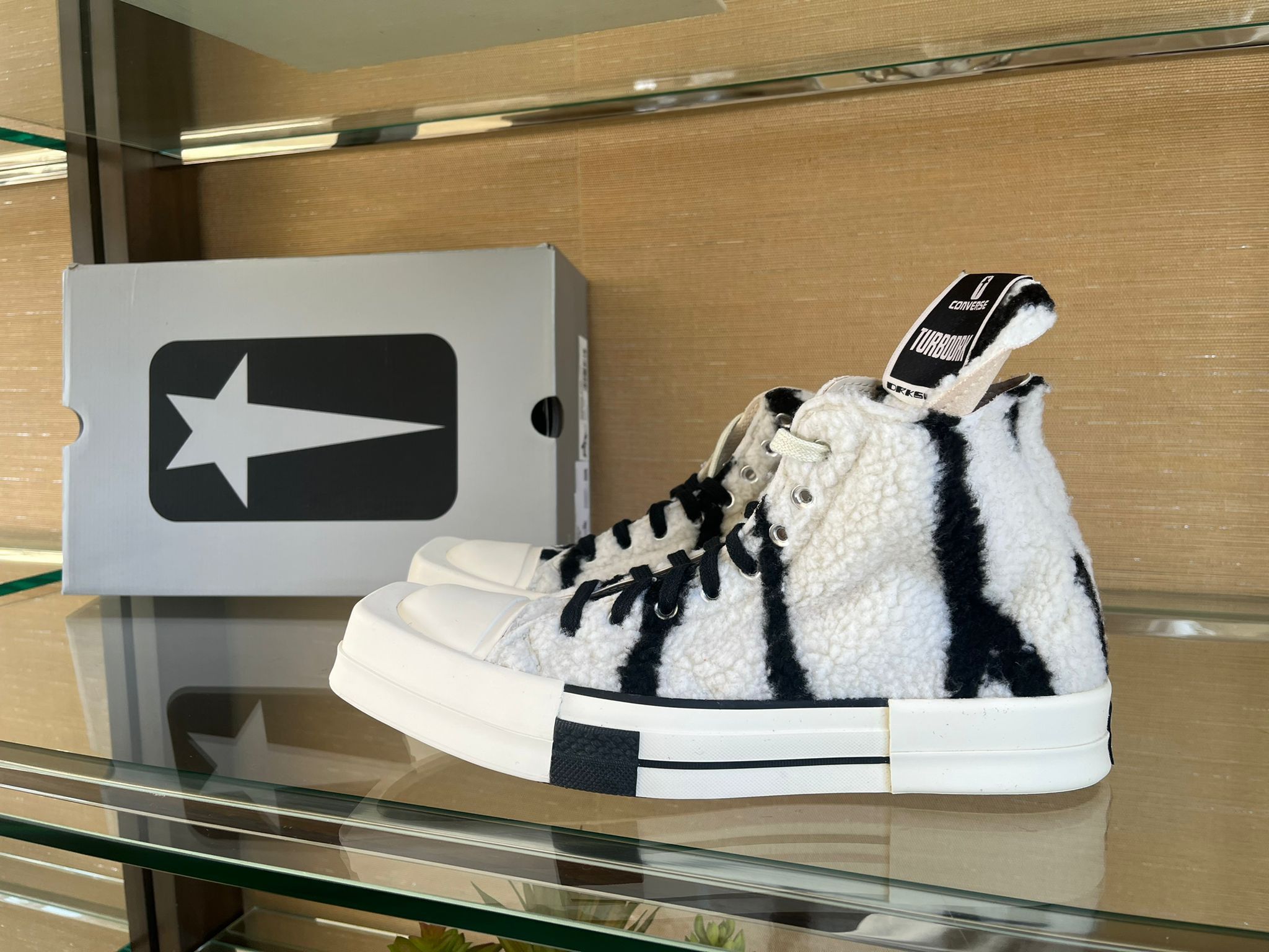 Rick Owens Drkshdw Turbodrk Sneakers in Black & White Size US 7 / EU 40 - 6 Thumbnail