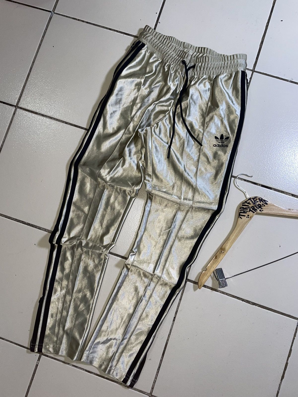 Adidas ADIDAS TRACKSUIT PANTS Size US 30 / EU 46 - 1 Thumbnail