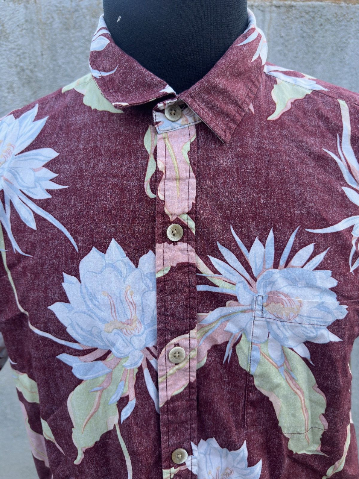 Other Kahala Multicolored Hawaiian Print Full Button Men's Large Size US L / EU 52-54 / 3 - 3 Thumbnail