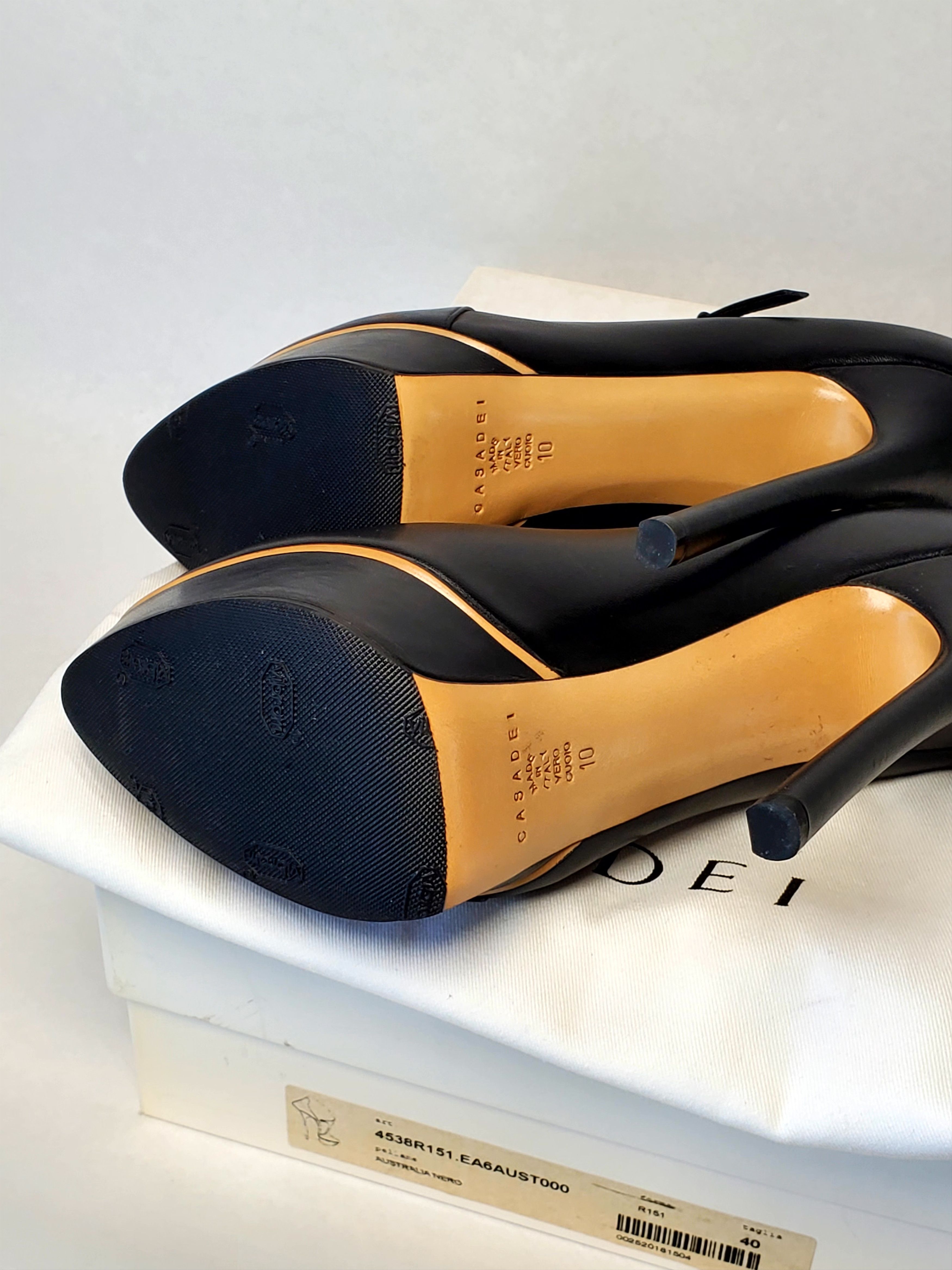 Casadei asadei Black Leather Ankle Boots 40 – New w/ Box & Dust Bag Size US 10 / IT 40 - 10 Thumbnail