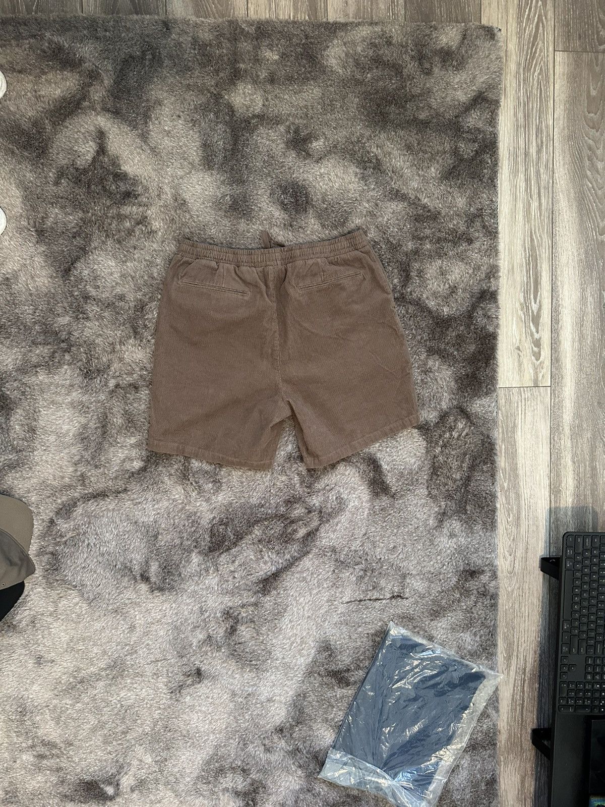 Jiberish Jiberish: XXL Brown Corduroy Shorts Size US 36 / EU 52 - 2 Thumbnail