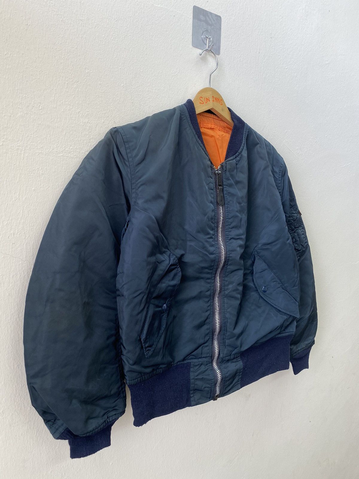 Alpha Industries Alpha Industries MA-1 Flight Jacket Navy Bomber 90s Size US S / EU 44-46 / 1 - 3 Thumbnail