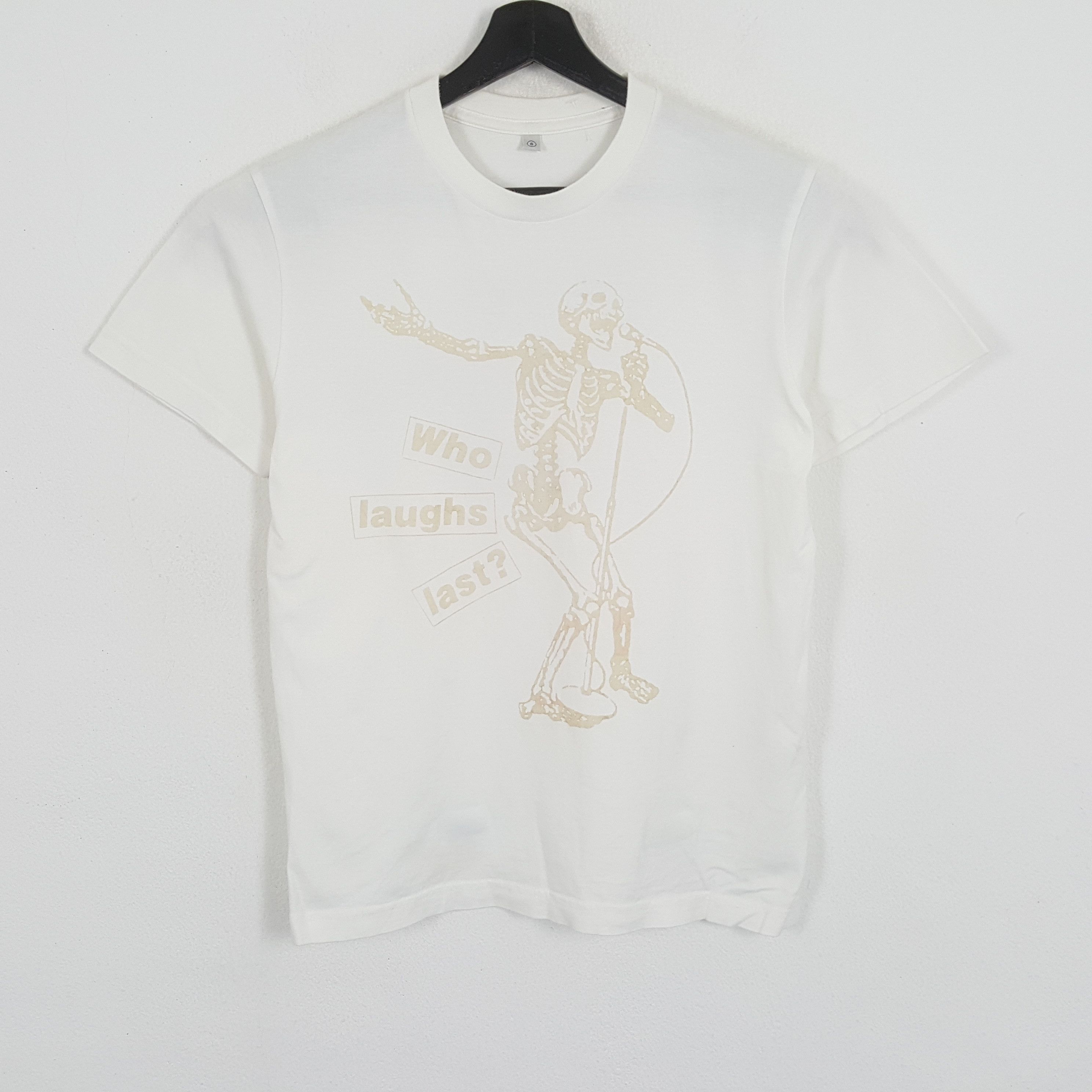 Barbara Kruger × Japanese Brand × Vintage BARBARA KRUGER X Japanese Brand Skull Design Tshirt Size US M / EU 48-50 / 2 - 1 Thumbnail