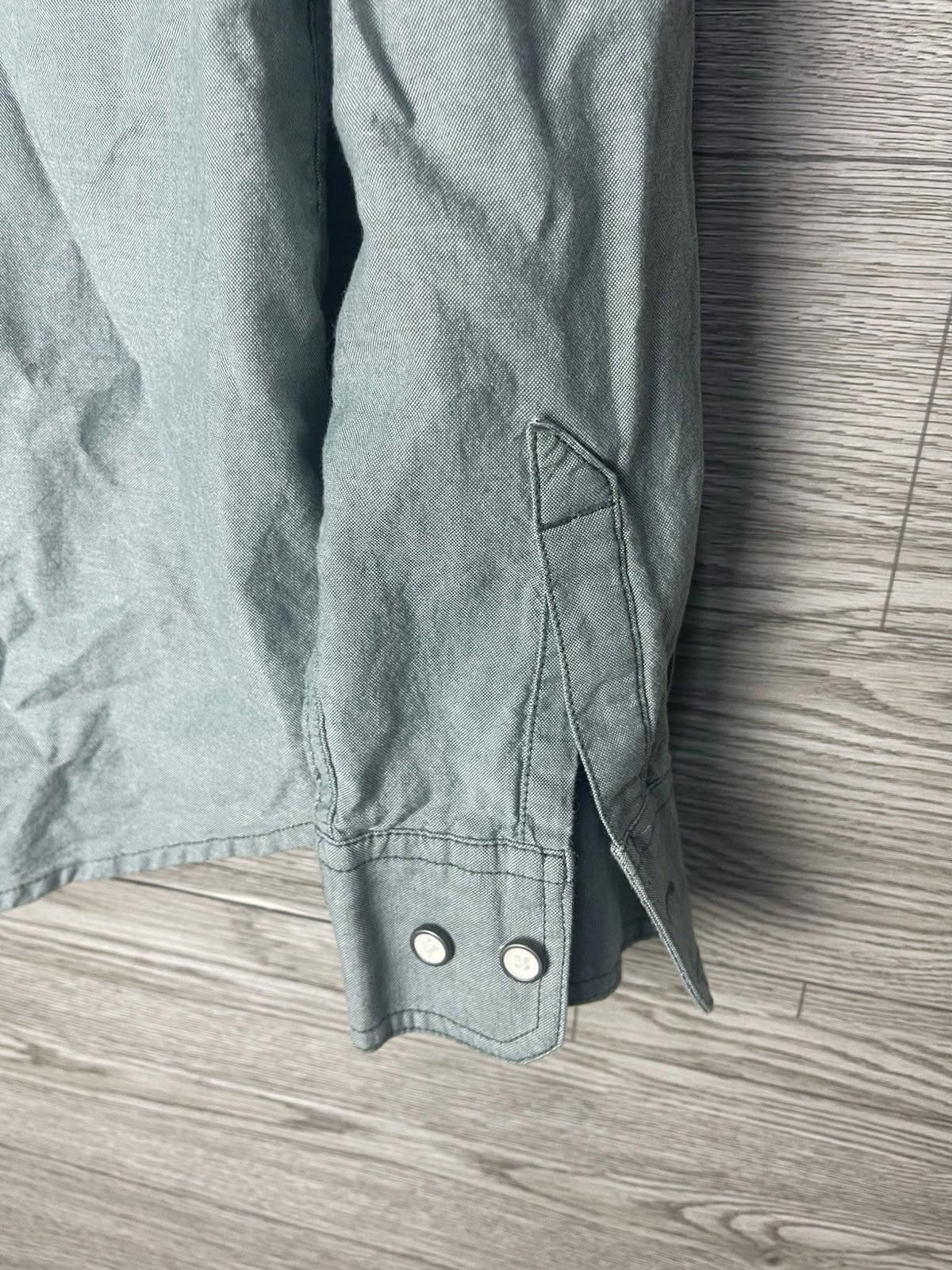 Other 5.11 Tactical Men M Gray Short Sleeve Button Down Shirt Size US M / EU 48-50 / 2 - 5 Thumbnail