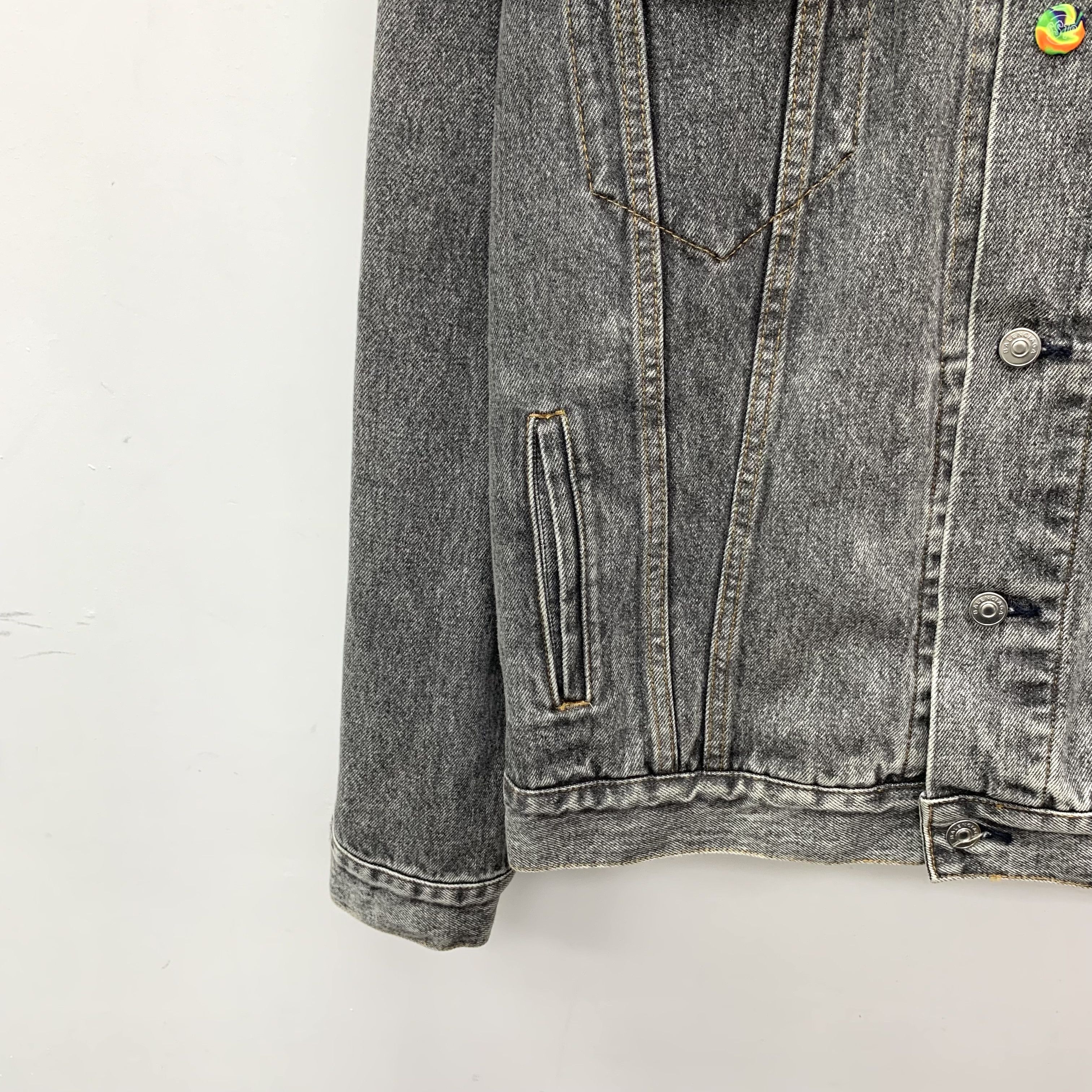 Balenciaga Balenciaga Washed Denim Jacket Grey (M) Size US M / EU 48-50 / 2 - 4 Thumbnail