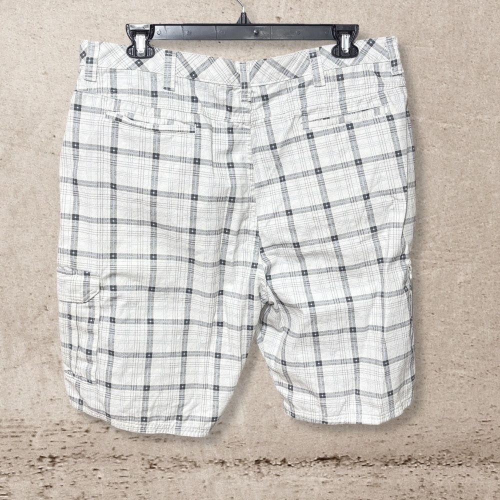 Wrangler Wrangler plaid White Shorts Size US 42 / EU 58 - 2 Thumbnail