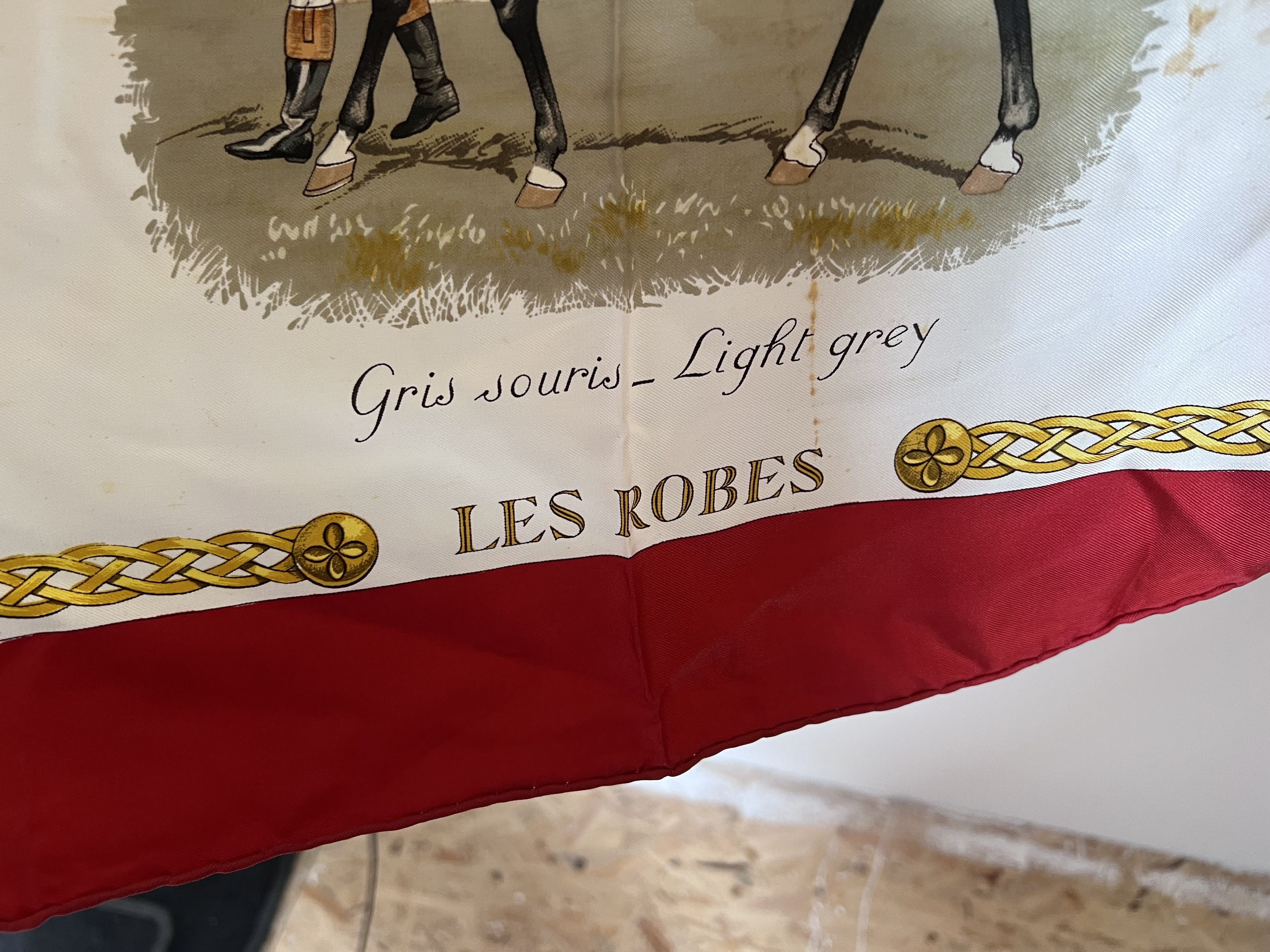 Hermes HERMES SILK SCARF LES ROBES CARRE PHILIPPE LEDOUX HAND ROLL Size ONE SIZE - 7 Thumbnail