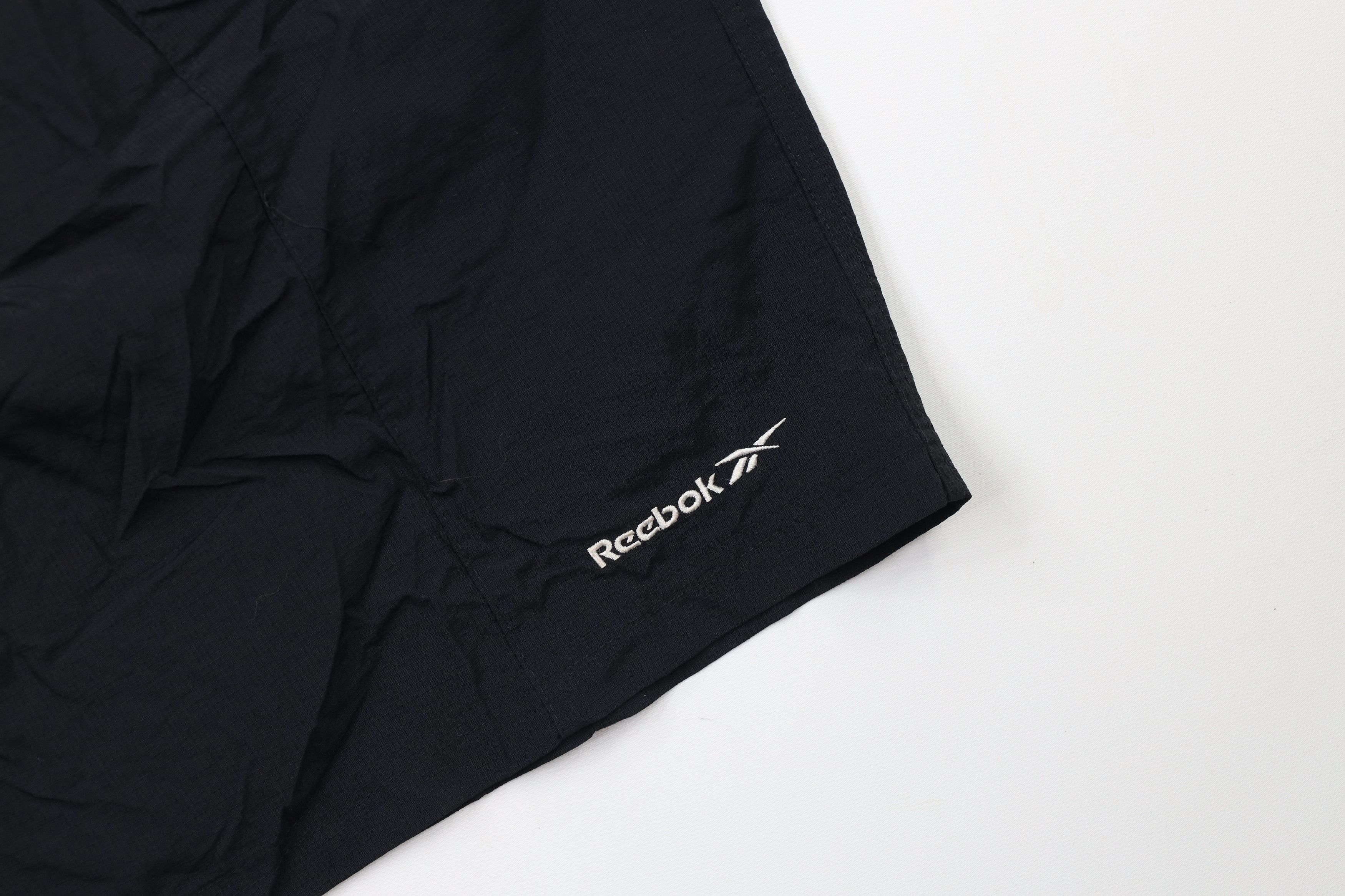 Reebok × Vintage Vintage 90s Reebok Spell Out Above Knee Shorts Black Nylon Size US 38 / EU 54 - 5 Thumbnail