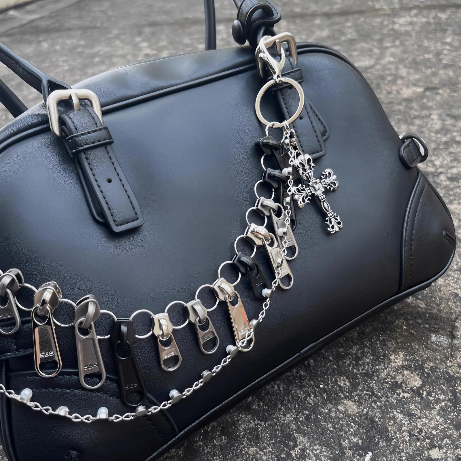 Jewelry Metal Cross Bag Chain – Pearl Pendant, Zipper Charm Size ONE SIZE - 3 Thumbnail