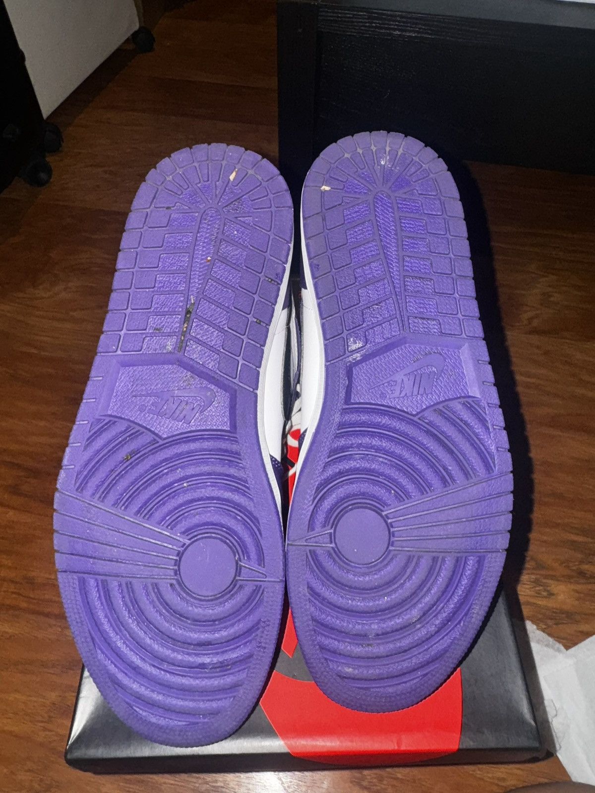 Jordan Brand Jordan 1 Court Purple Size US 10.5 / EU 43-44 - 3 Thumbnail