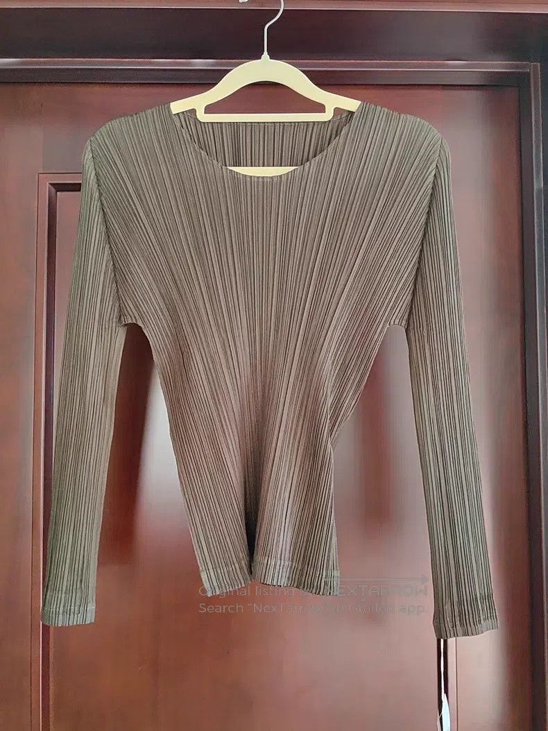 Issey Miyake Issey Miyake Olive Green Crew Neck Long Sleeve Top Size L / US 10 / IT 46 - 1 Thumbnail