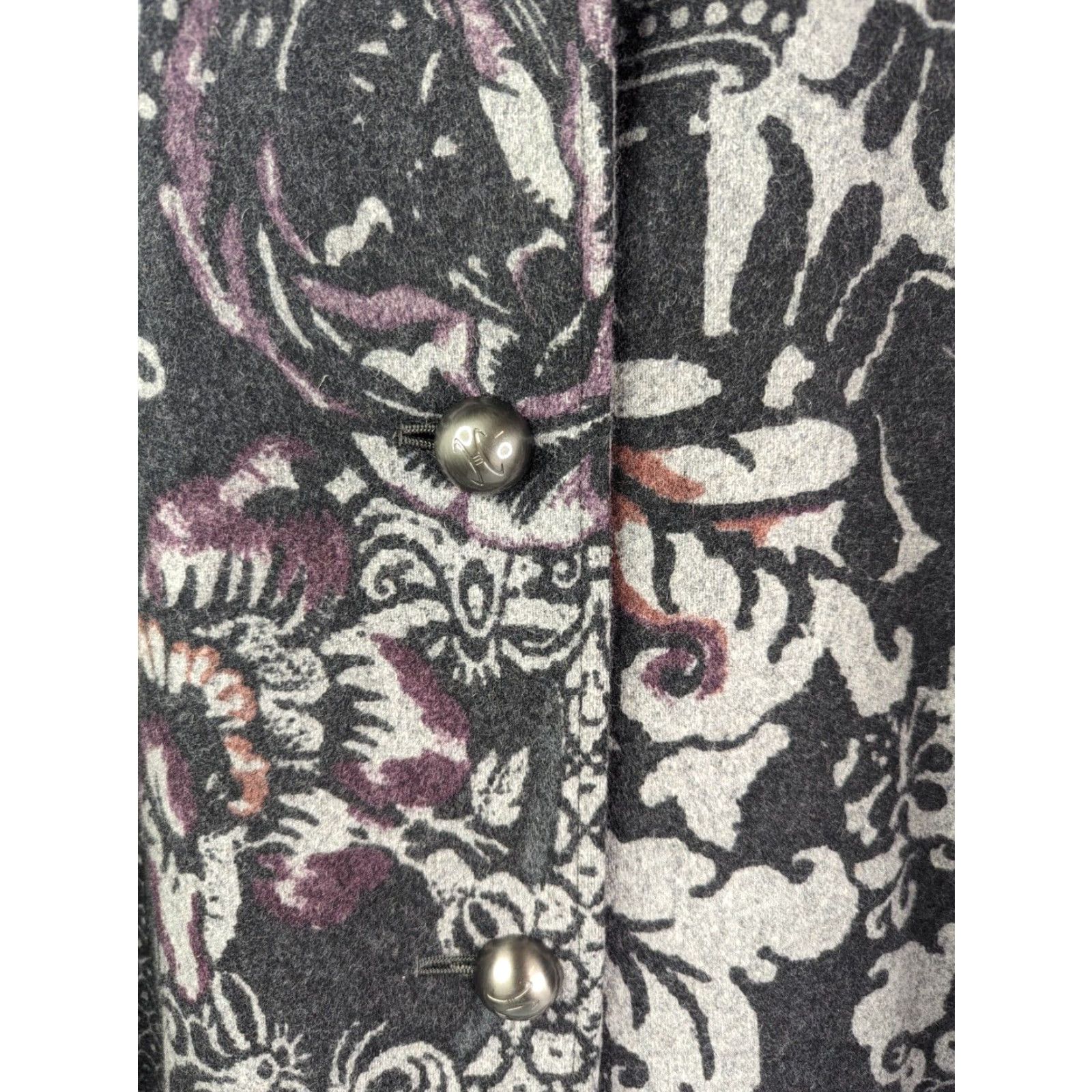 Cole Haan Cole Haan Collection Short Wool Jacket Gray Floral Pattern Size 6 Women Waist Length Wool Blend Button Front Size 28" / US 6 / IT 42 - 2 Thumbnail