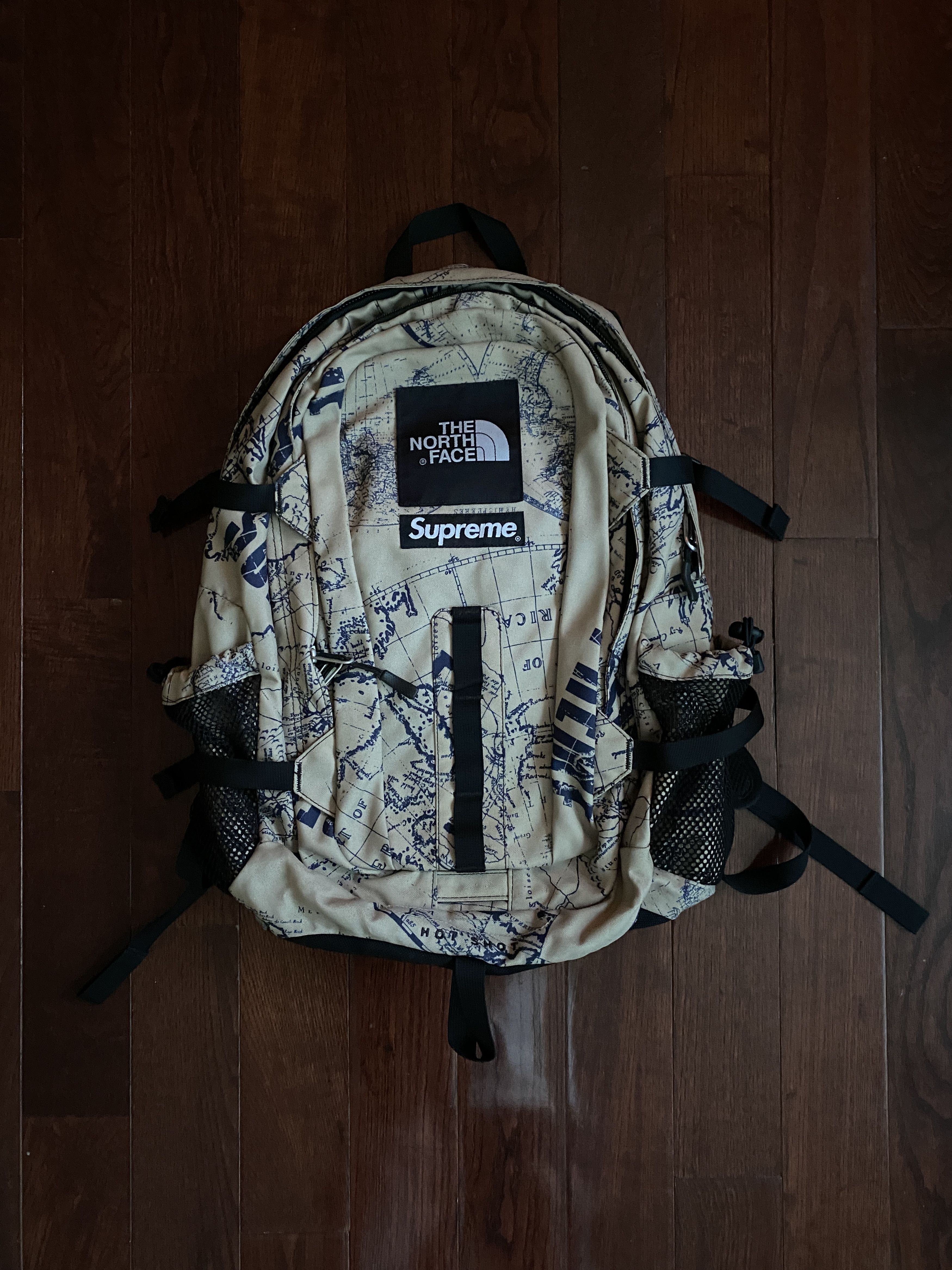 【美品】12ss supreme the north face hotshot EXTREMELY RARE DS SS12 SUPREME x THE NORTH FACE HOTSHOT OG