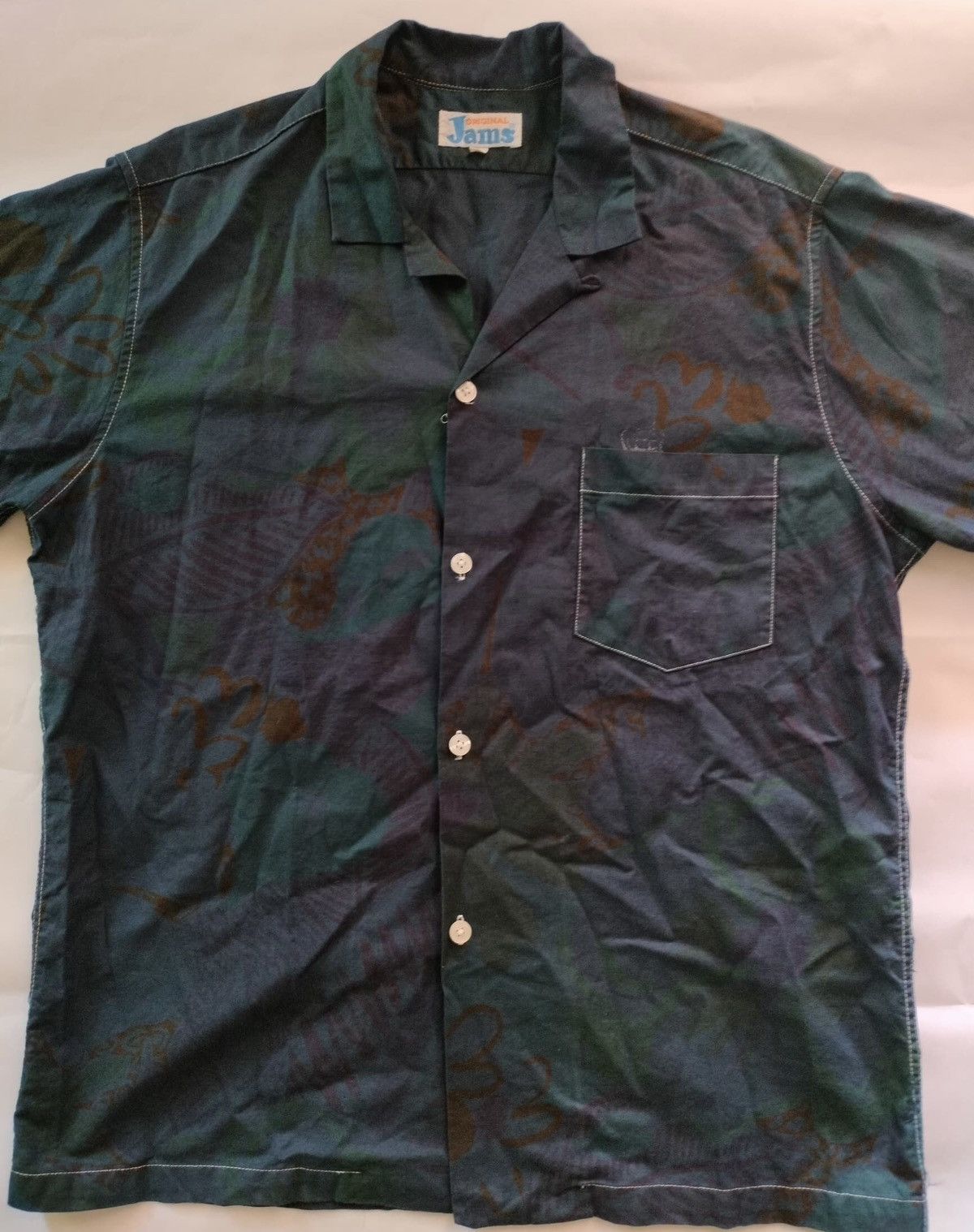 Art Comes First Hawaiian shirt button-up contrast stitch floral motif Size US L / EU 52-54 / 3 - 1 Thumbnail