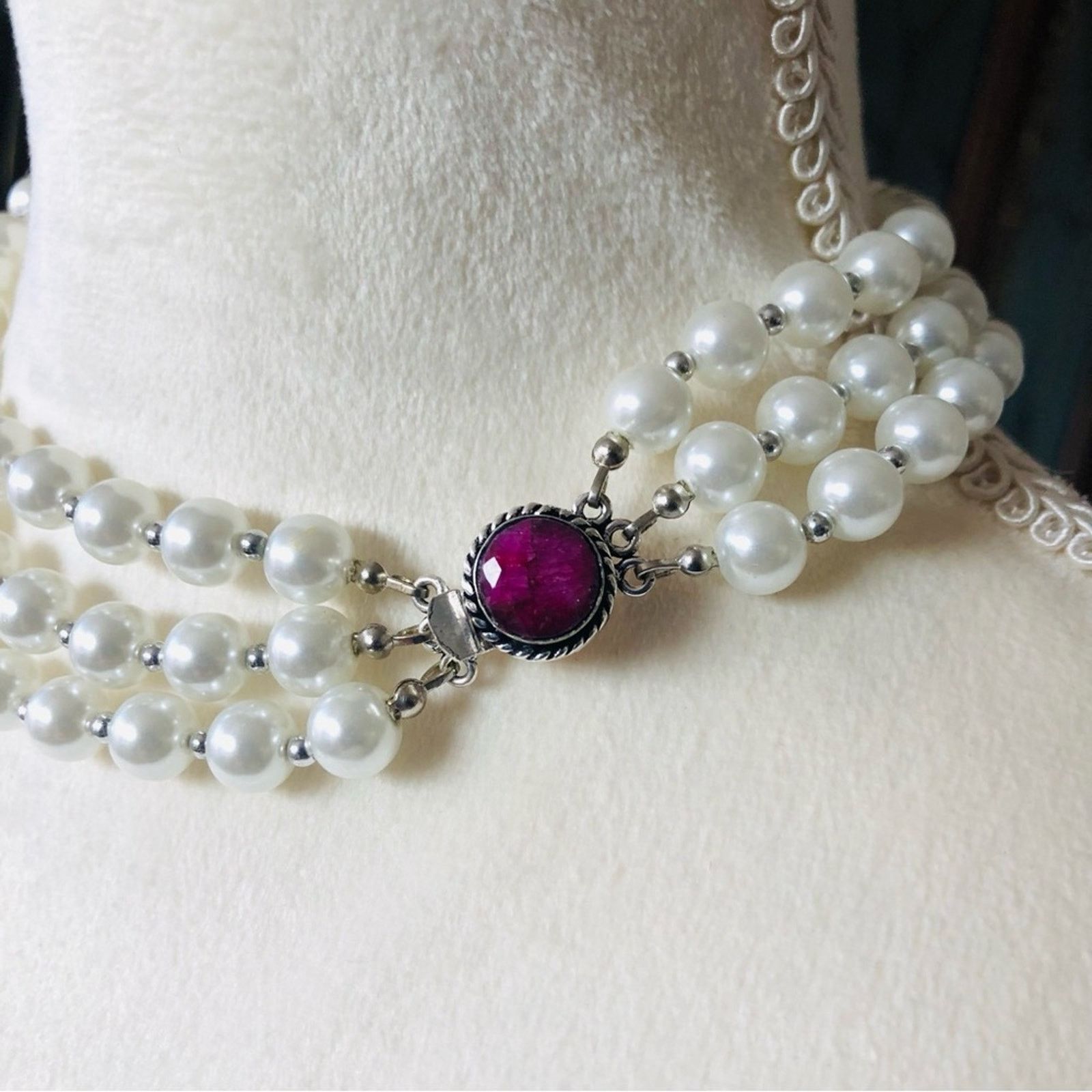 Handmade Handcrafted triple strand Pearl genuine ruby necklace Size ONE SIZE - 2 Thumbnail
