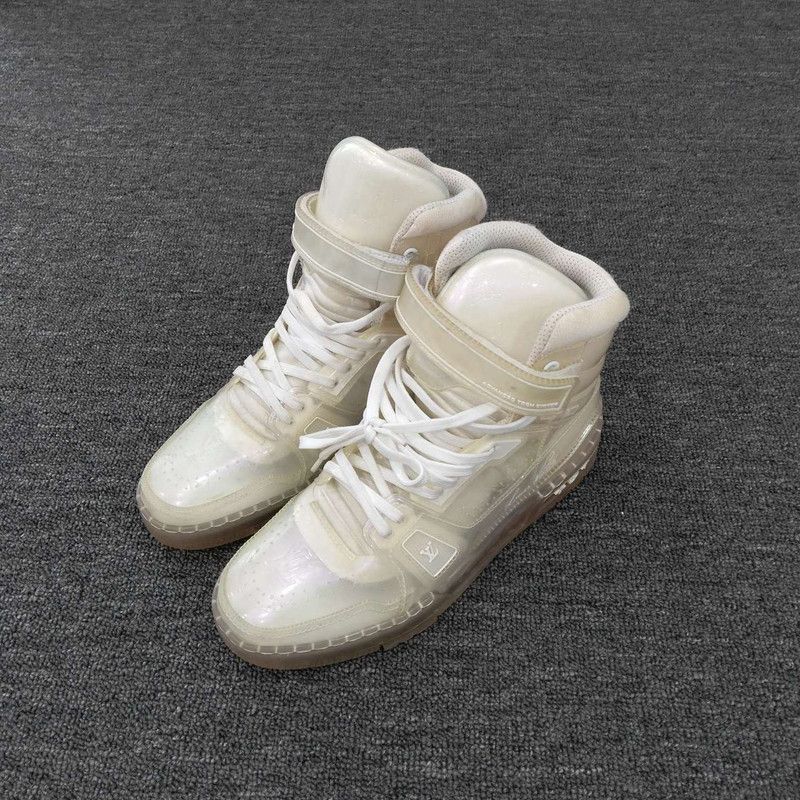 Louis Vuitton Louis Vuitton High Top Trainer Sneakers for Men 0079 Size US 7 / EU 40 - 1 Thumbnail