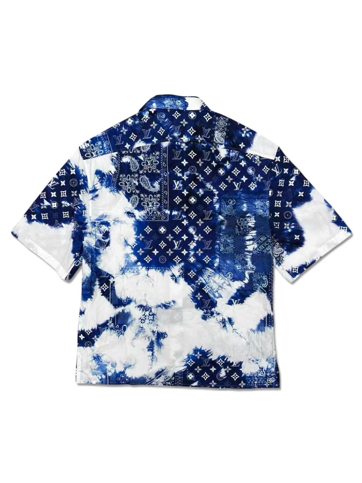 Louis Vuitton Louis Vuitton L Monogram Bandana Button Up Shirt Size US L / EU 52-54 / 3 - 2 Thumbnail