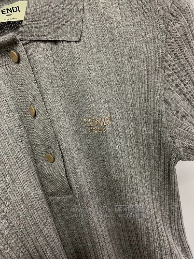 Fendi Fendi Gray collar knit short sleeve Size M / US 6-8 / IT 42-44 - 2 Thumbnail