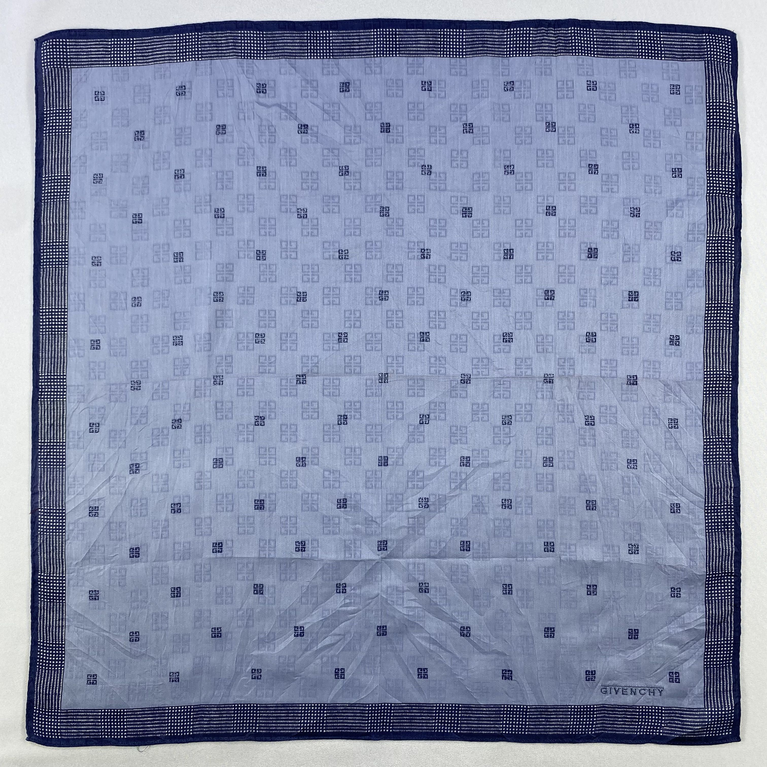 Vintage Givenchy Bandana/ Handkerchief / Neckerchief Size ONE SIZE - 1 Thumbnail