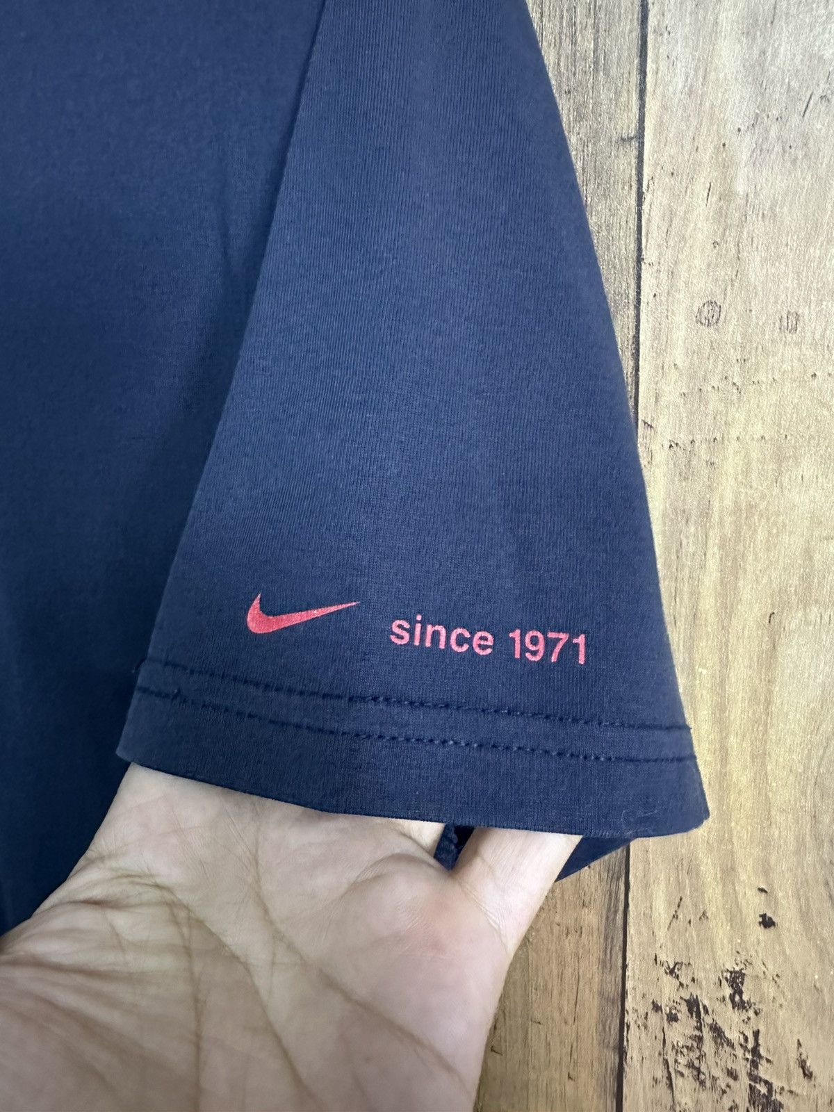 Nike Nike Sports Vintage Y2K Limited Made In Malaysia A383 Size US XL / EU 56 / 4 - 4 Thumbnail