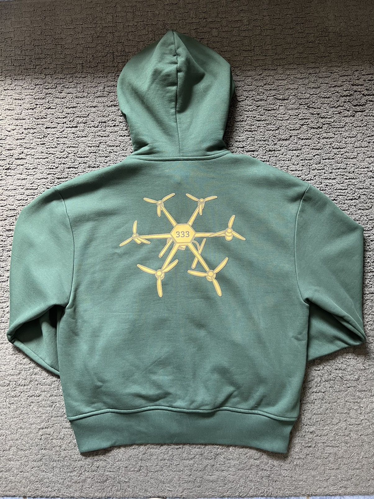 Hypebeast × murd333r.fm MURD333R FM x ULTRA SOFTWAR333 HOODIE GREEN SIZE MEDIUM Size US M / EU 48-50 / 2 - 5 Thumbnail