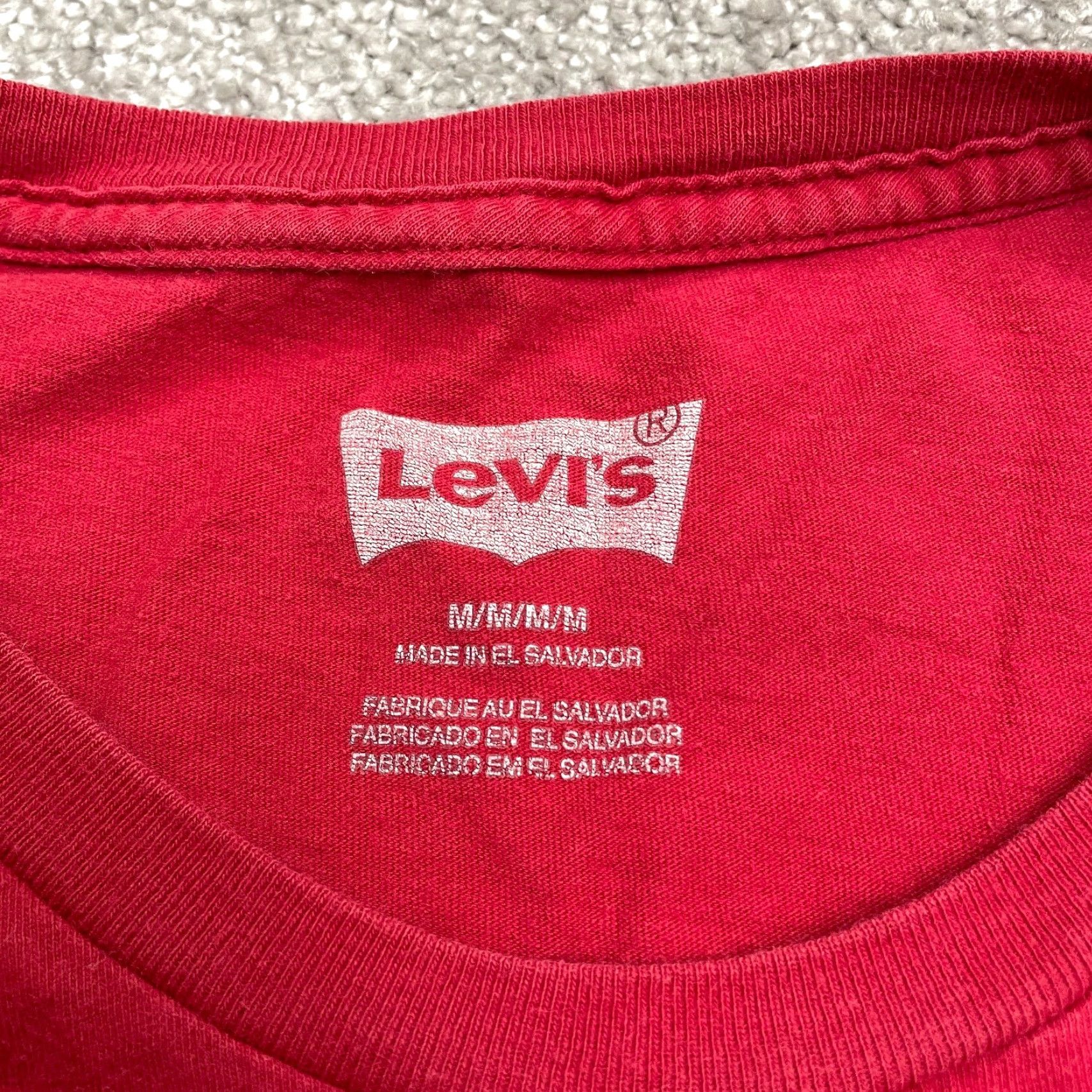 Levi's Levi's Graphic T-Shirt Mens Medium Red Cotton Casual Tee Streetwear Size US M / EU 48-50 / 2 - 4 Thumbnail