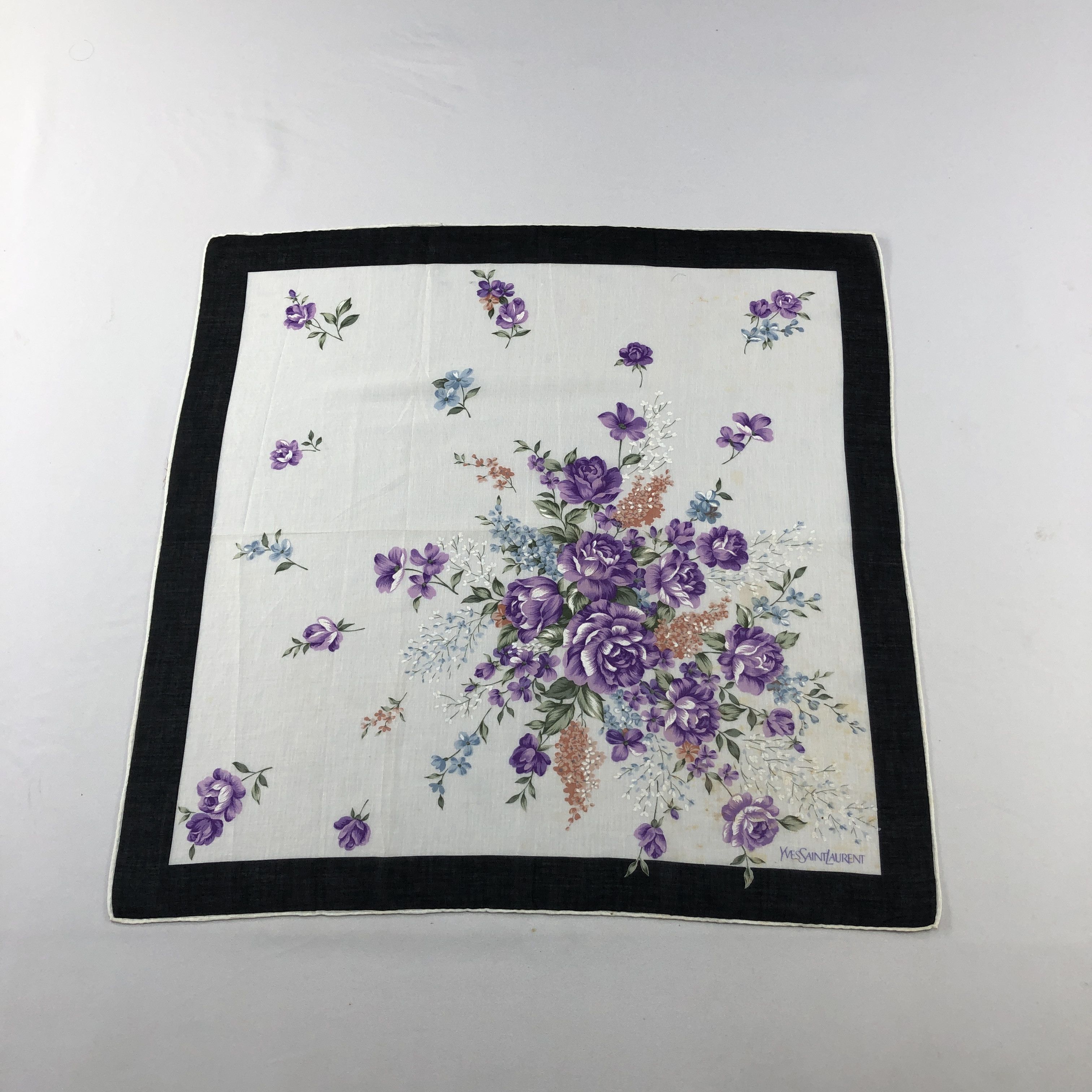 Yves Saint Laurent YSL Handkerchief Neckerchief Bandana H3124 Size ONE SIZE - 1 Thumbnail