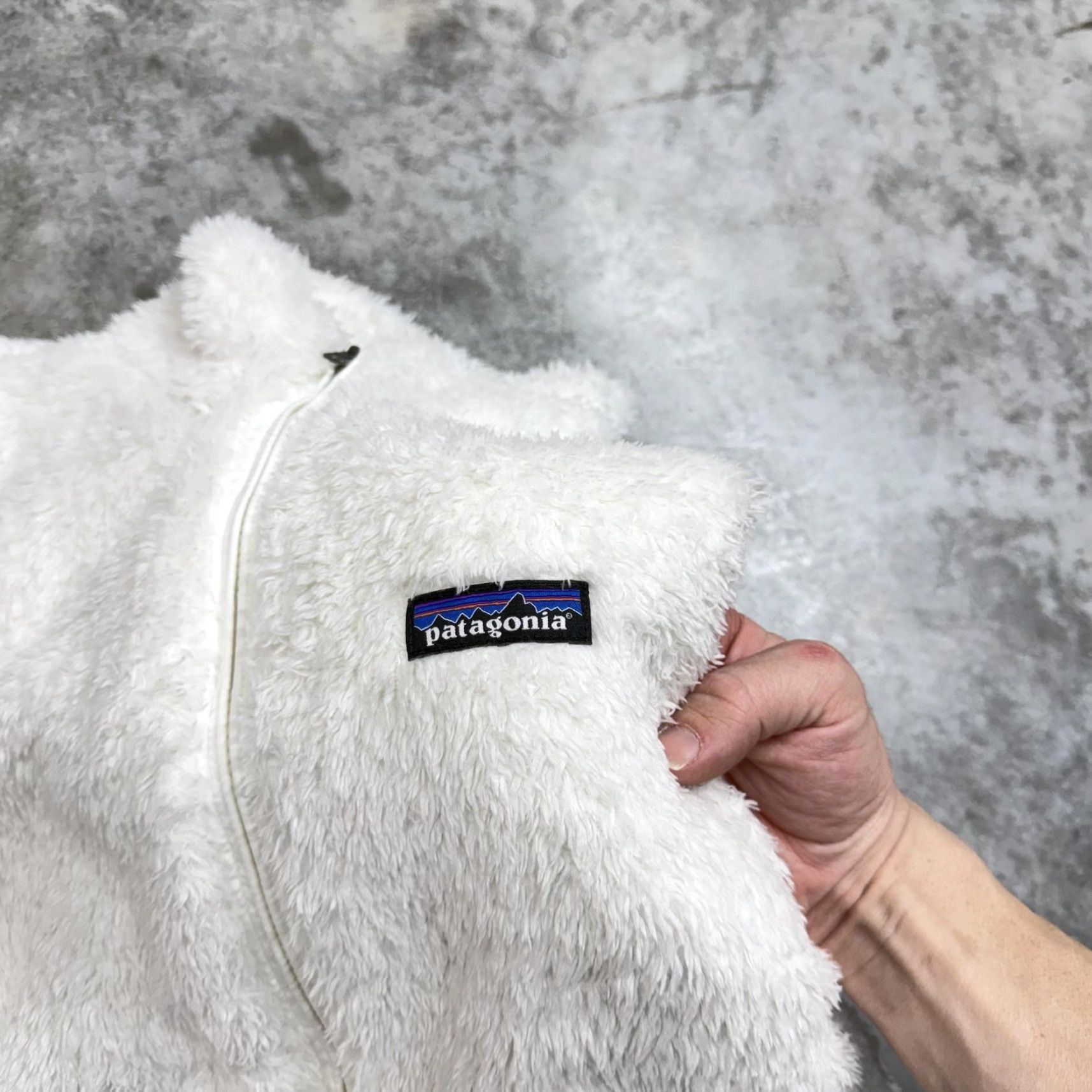 Patagonia Patagonia Vest Womens Large White Los Gatos Fleece Sherpa Full Zip Cozy Warm Size L / US 10 / IT 46 - 2 Thumbnail