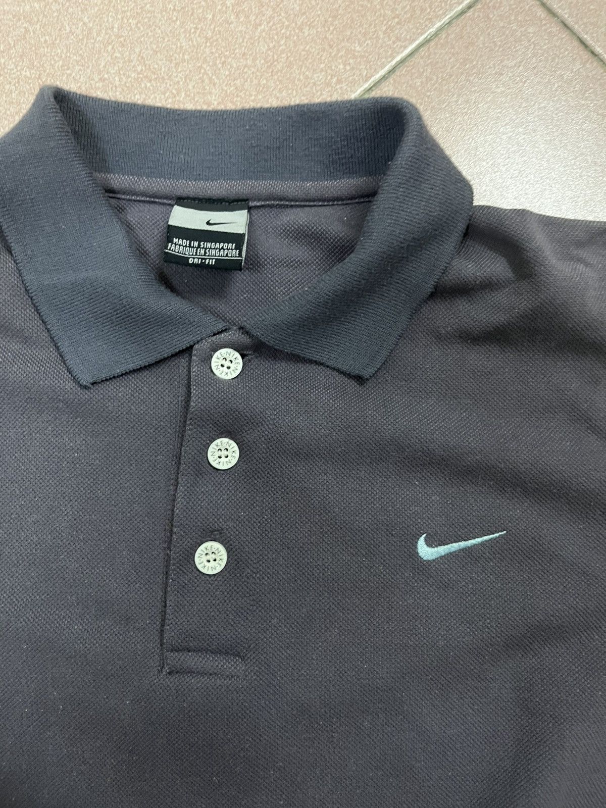 Nike × Vintage Vintage nike collar tee Size US M / EU 48-50 / 2 - 3 Thumbnail