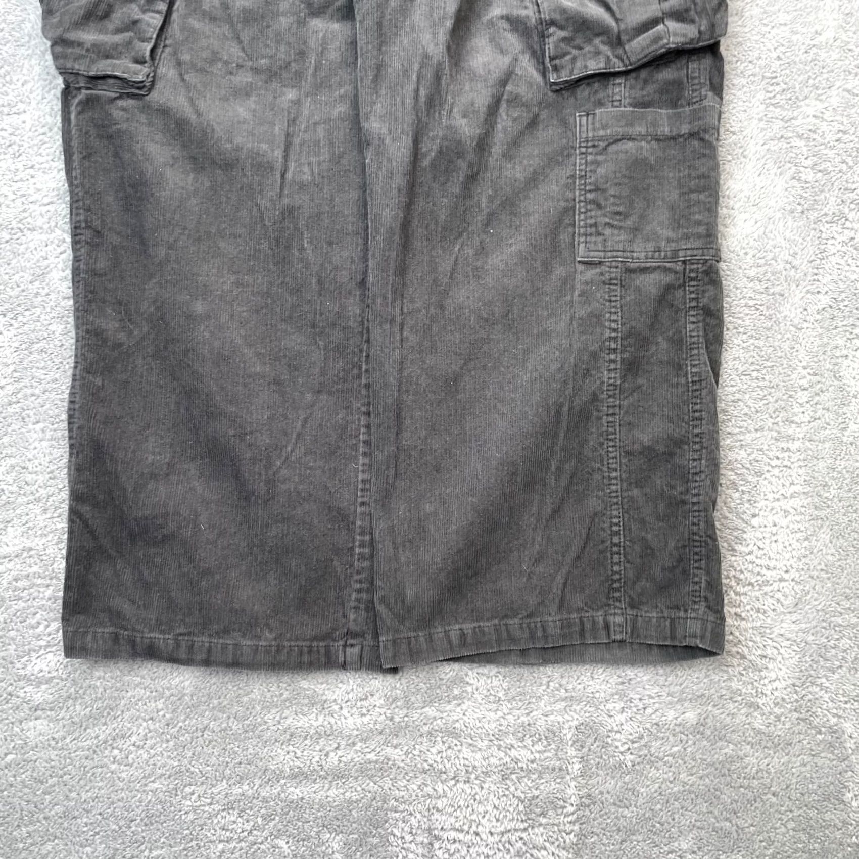 Vintage H And M Pants Womens 20 Black Baggy Raver Corduroy Cargo Wide Leg y2k 90s Grunge Pants Womens Regular 29in Inseam Black Corduroy Cargo Wide-Leg"} Size 42" / US 20 - 2 Thumbnail