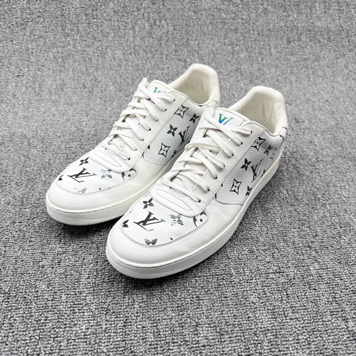 LV Rivoli color block monogram low-top sneakers 44