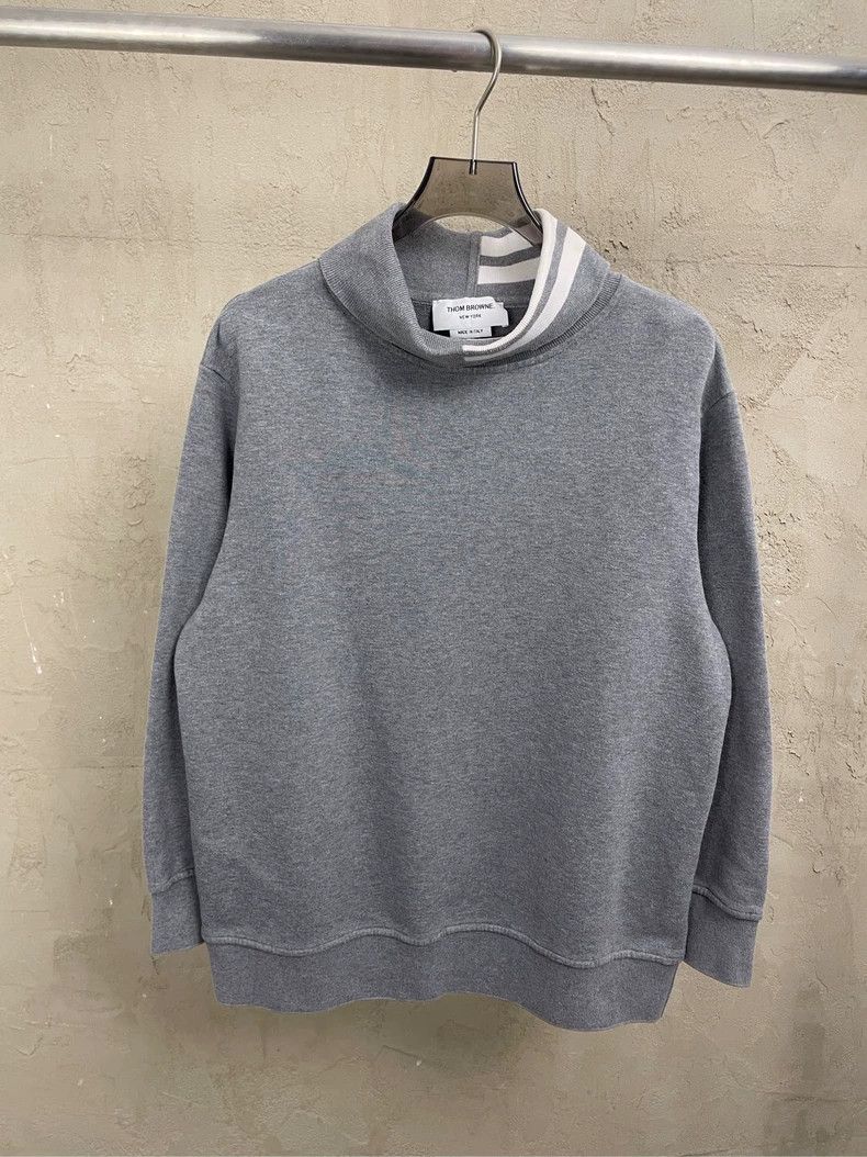 Thom Browne Thom browne Gray four-striped high-neck sweatshirt 2504-Nex Size XS / US 0-2 / IT 36-38 - 1 Thumbnail