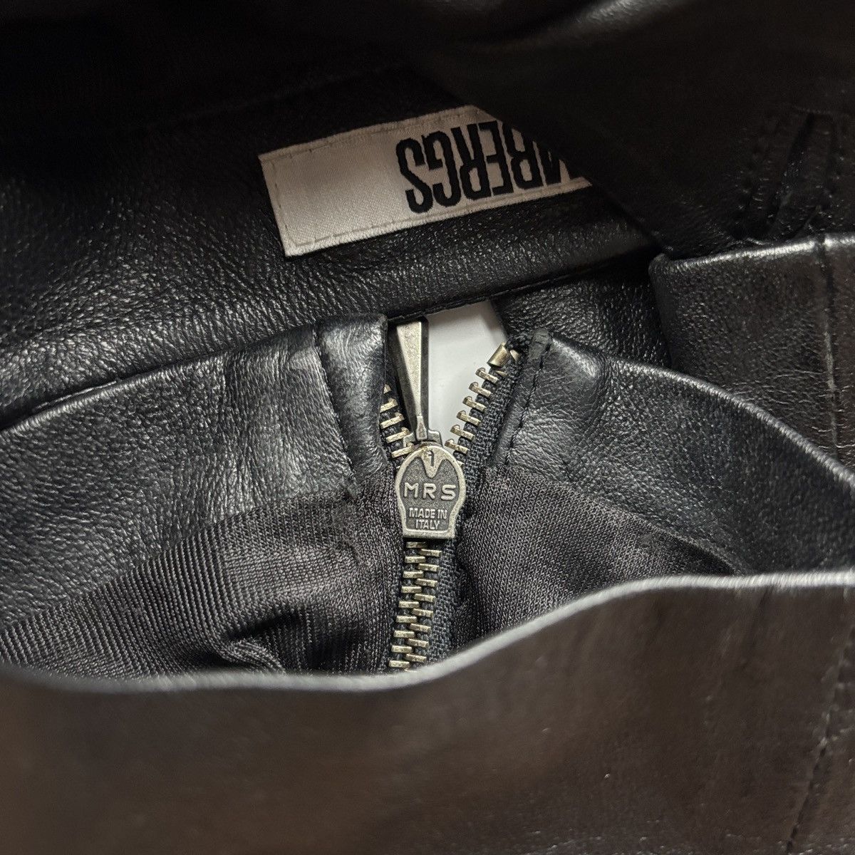 Dirk Bikkembergs Dirk Bikkembergs Leather Pants Size 26" / US 2 / IT 38 - 8 Thumbnail
