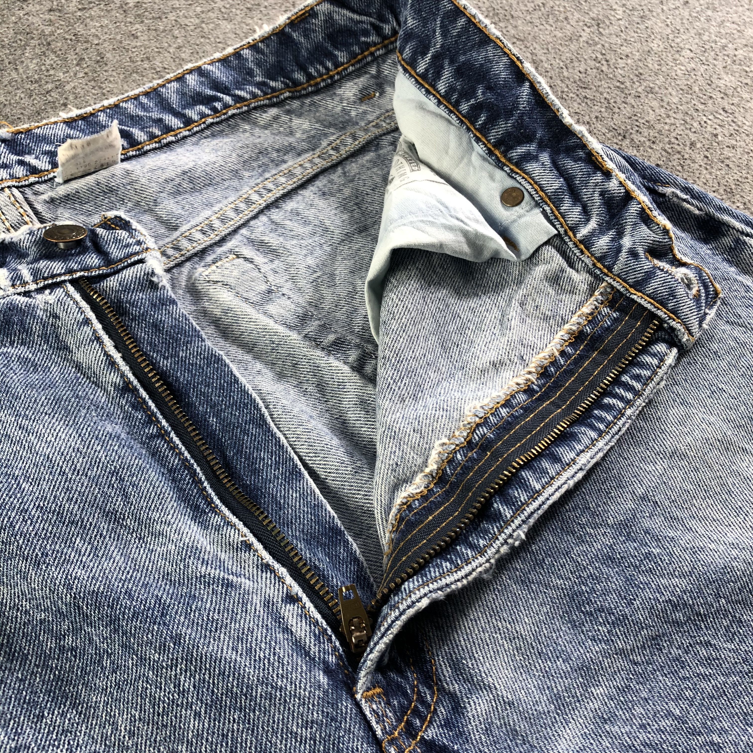 Levi's Vintage 90s Blue Wash Levis 505 Jeans-J3073 Size US 35 - 8 Thumbnail