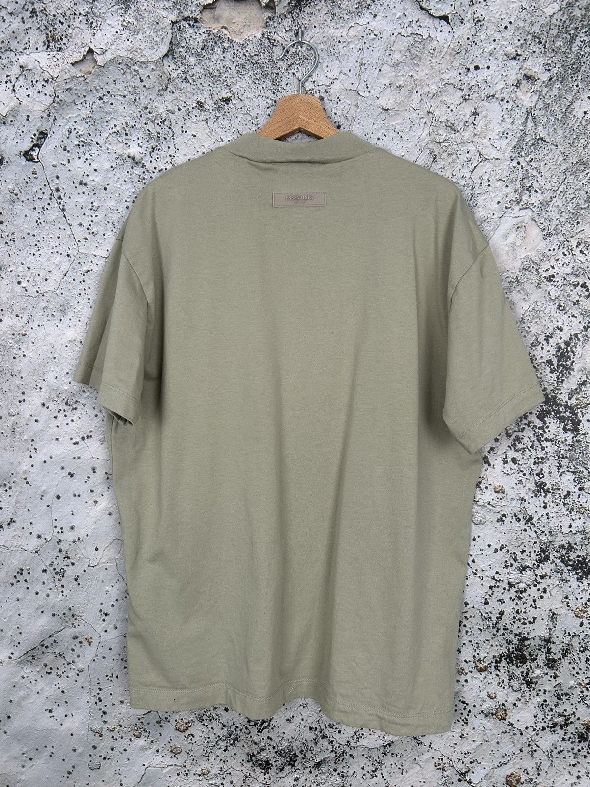 Essentials Fear Of God Essentials Green Beige Streetwear Baggy Tee Size US S / EU 44-46 / 1 - 4 Thumbnail