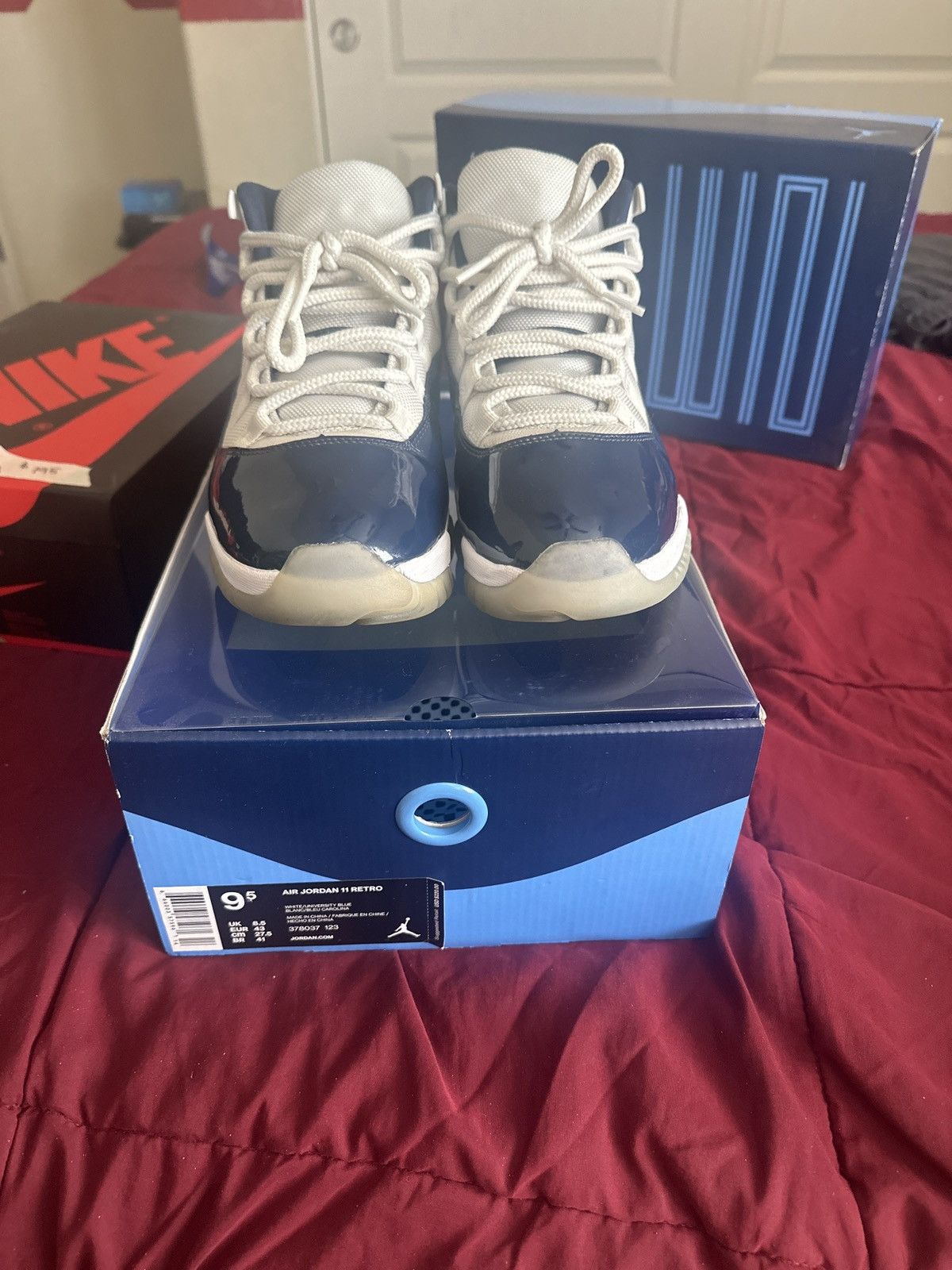 Jordan Brand Air Jordan 11 UNC Win Like 82 Size US 9.5 / EU 42-43 - 1 Thumbnail